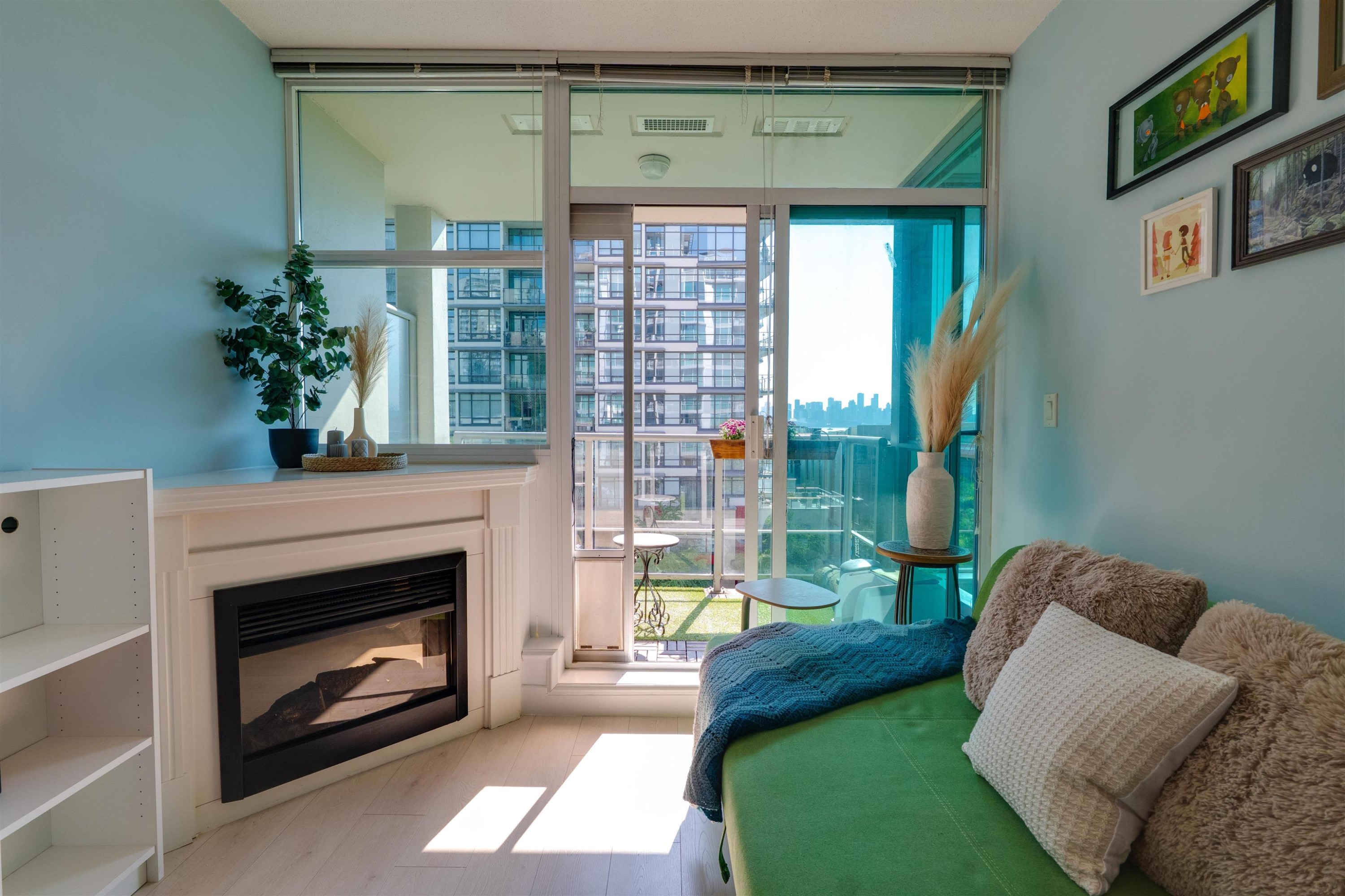 









168


East

Esplanade, 508,
North Vancouver,




BC
V7L 4X8

