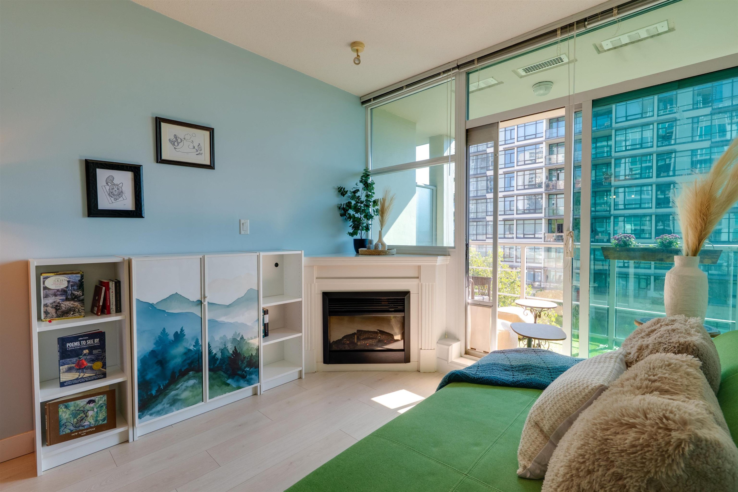 









168


East

Esplanade, 508,
North Vancouver,




BC
V7L 4X8

