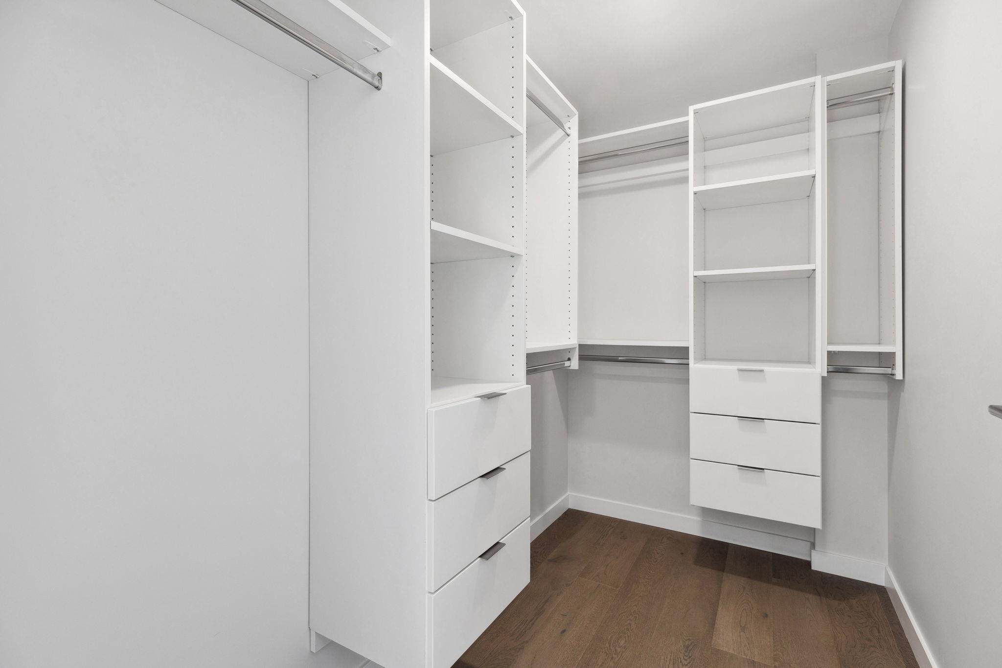 









305


Morrissey

Road, 2602,
Port Moody,




BC
V3H 0M3

