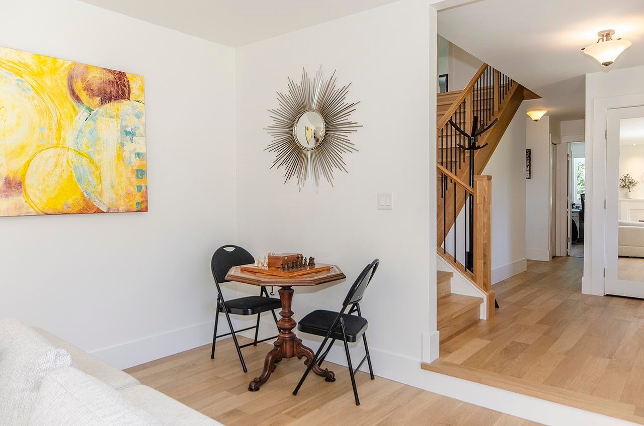 









5237


Timberfeild

Road,
West Vancouver,




BC
V7W 2Y5

