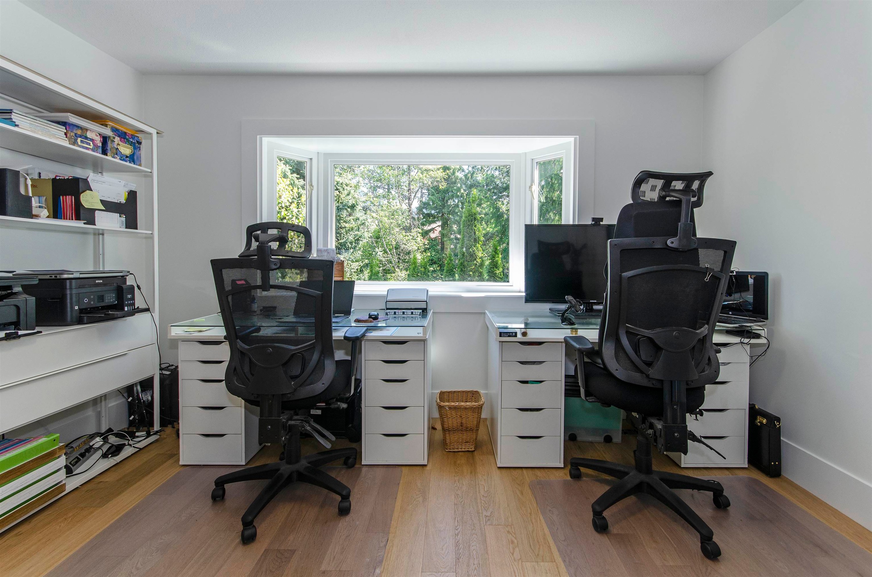 









5237


Timberfeild

Road,
West Vancouver,




BC
V7W 2Y5

