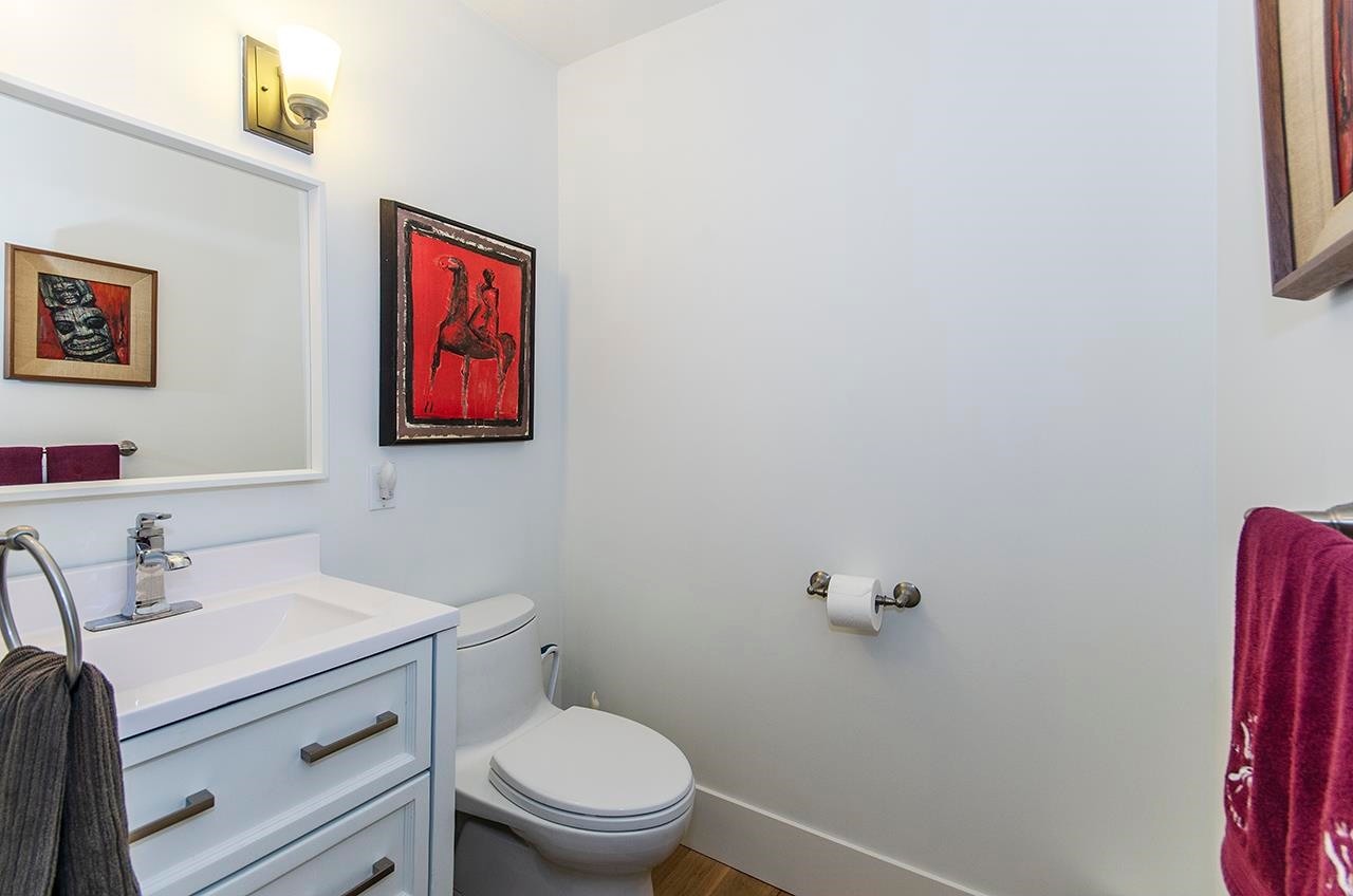 









5237


Timberfeild

Road,
West Vancouver,




BC
V7W 2Y5

