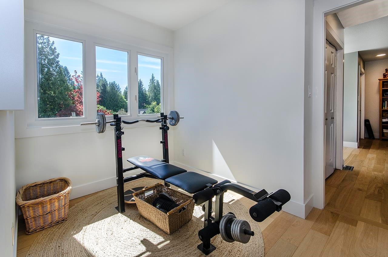 









5237


Timberfeild

Road,
West Vancouver,




BC
V7W 2Y5

