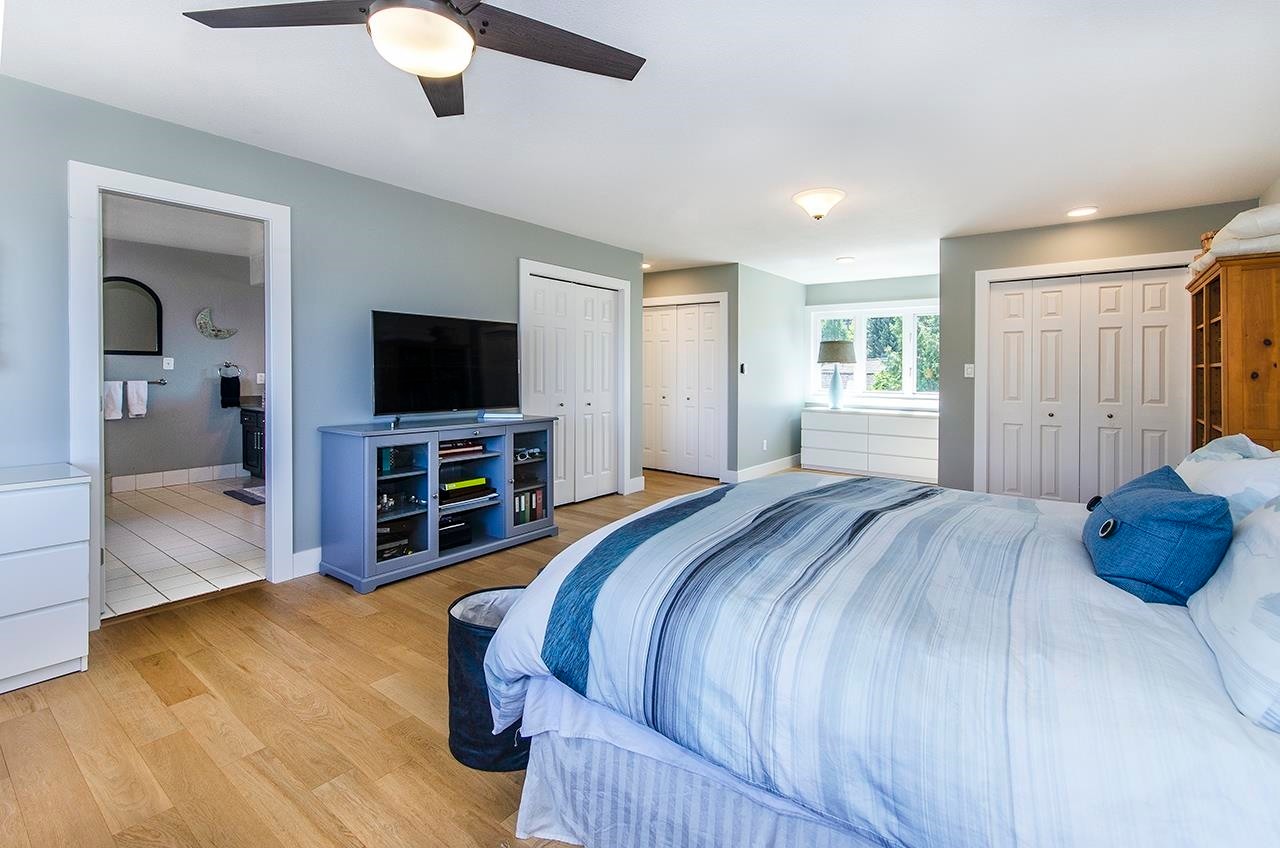 









5237


Timberfeild

Road,
West Vancouver,




BC
V7W 2Y5

