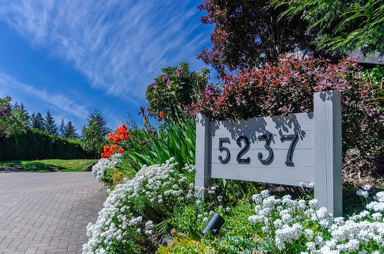 









5237


Timberfeild

Road,
West Vancouver,




BC
V7W 2Y5

