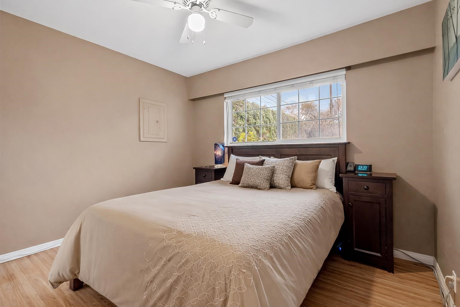 









4921


44a

Avenue,
Delta,




BC
V4K 1E6

