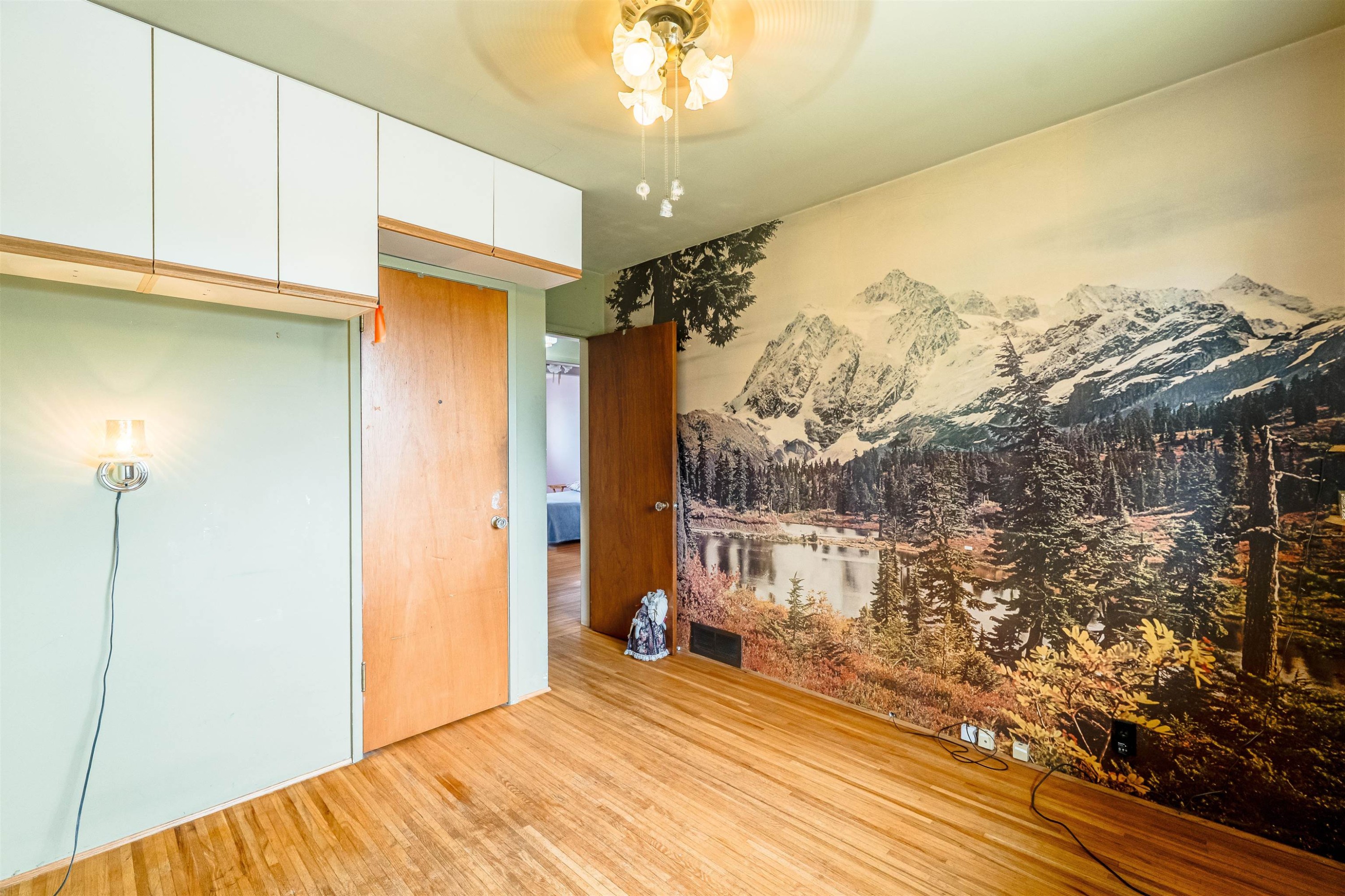 









4638


Royal Oak

Avenue,
Burnaby,




BC
V5G 3M5

