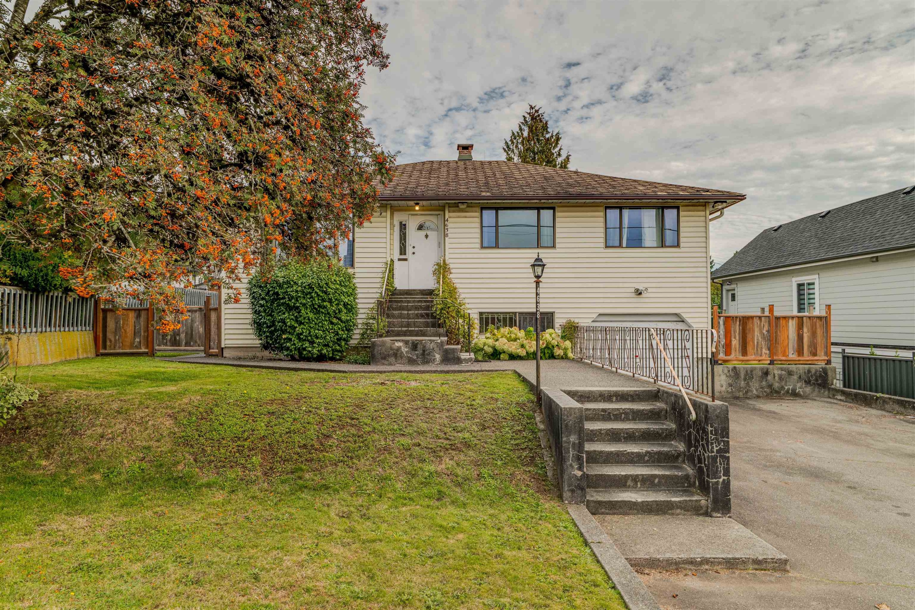 









4638


Royal Oak

Avenue,
Burnaby,




BC
V5G 3M5

