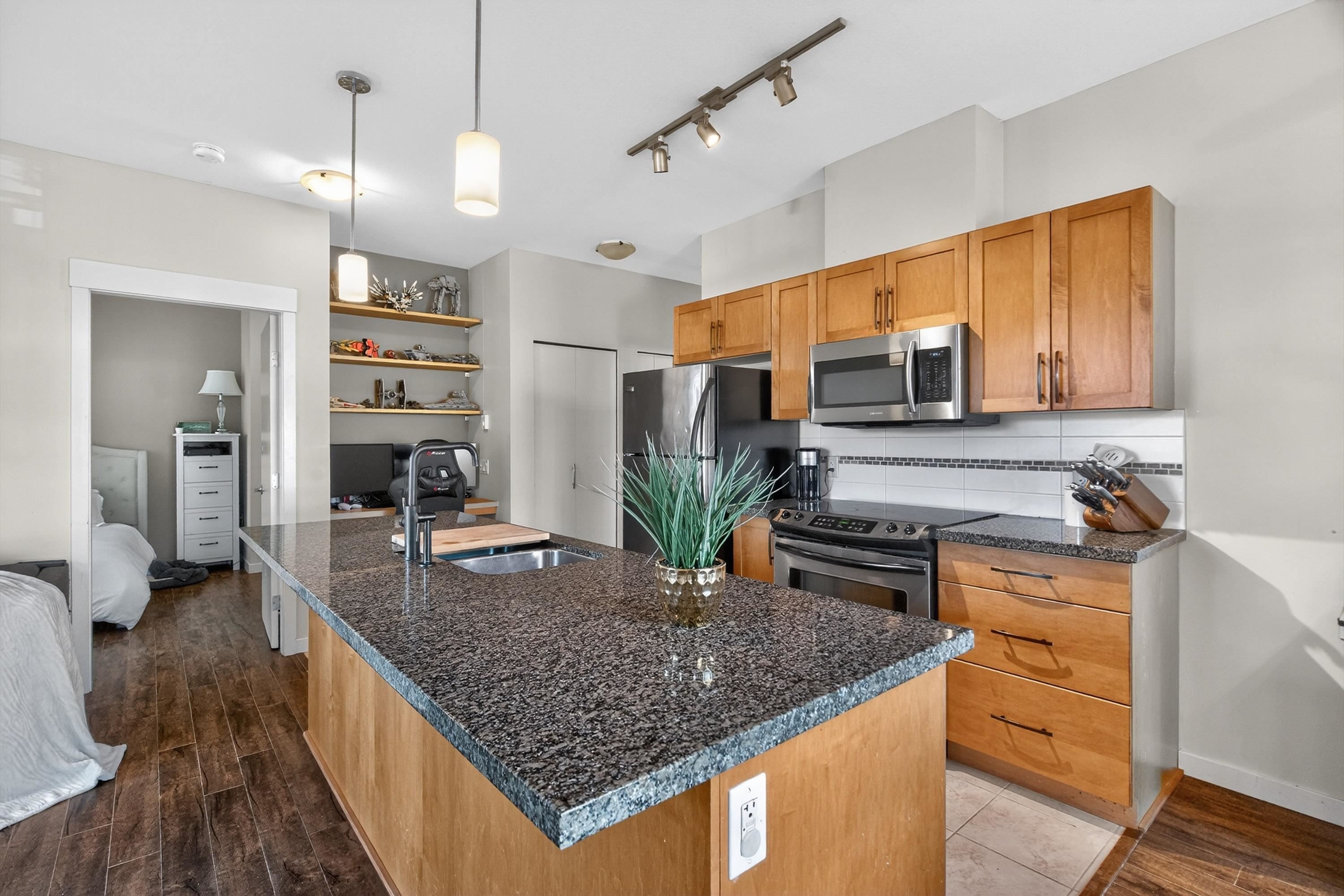 









11950


Harris

Road, 201,
Pitt Meadows,




BC
V3Y 0B7

