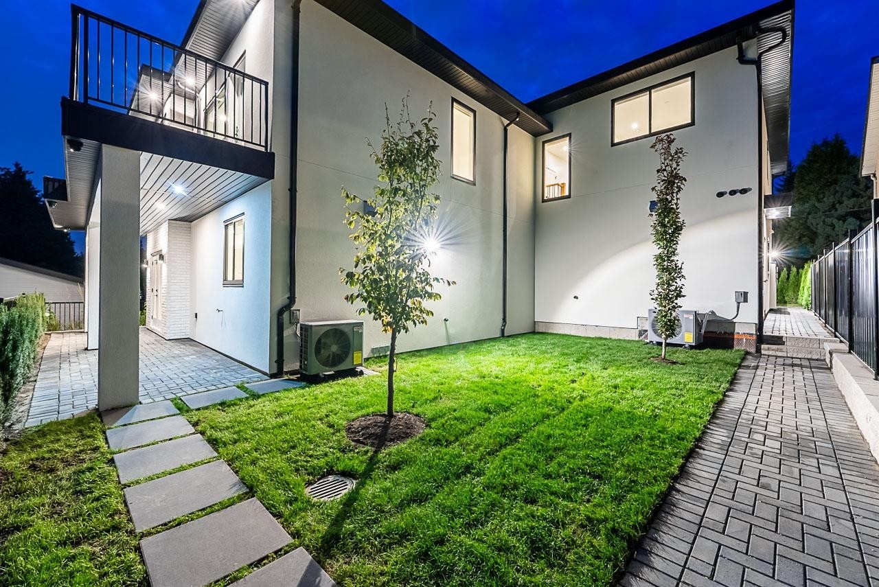 









646


Girard

Avenue, 101,
Coquitlam,




BC
V3K 1S8

