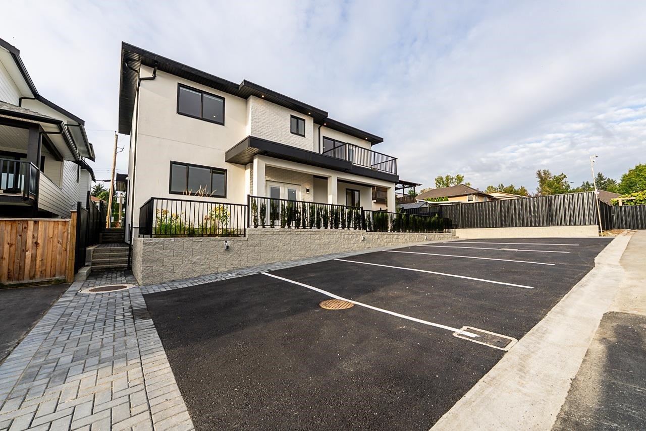 









646


Girard

Avenue, 101,
Coquitlam,




BC
V3K 1S8

