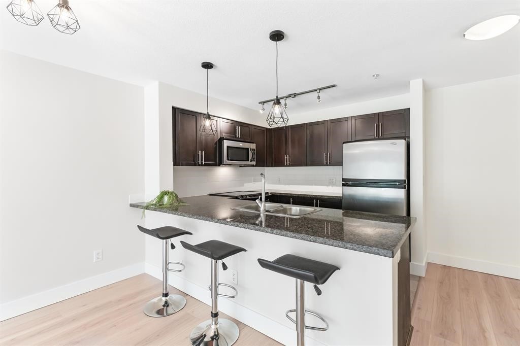 









12283


224

Street, 210,
Maple Ridge,




BC
V2X 8Z3

