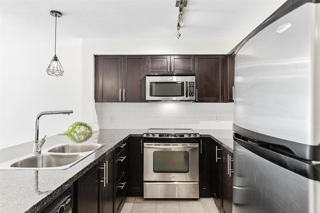 









12283


224

Street, 210,
Maple Ridge,




BC
V2X 8Z3

