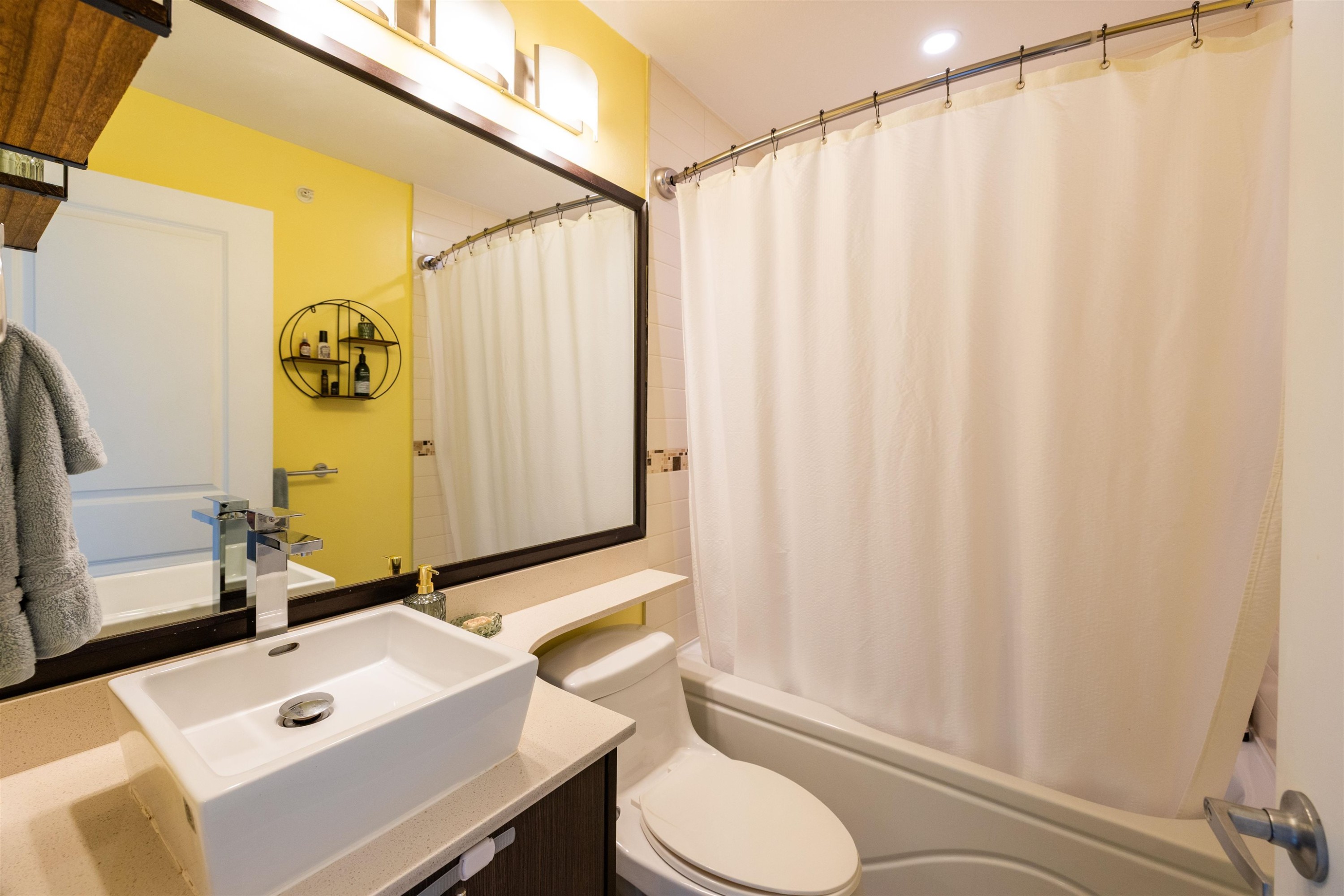 









3888


Norfolk

Street, 229,
Burnaby,




BC
V5G 1E5

