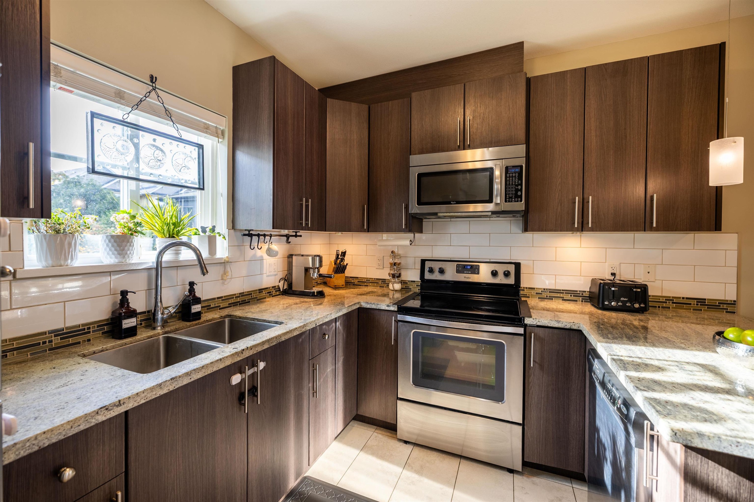 









3888


Norfolk

Street, 229,
Burnaby,




BC
V5G 1E5

