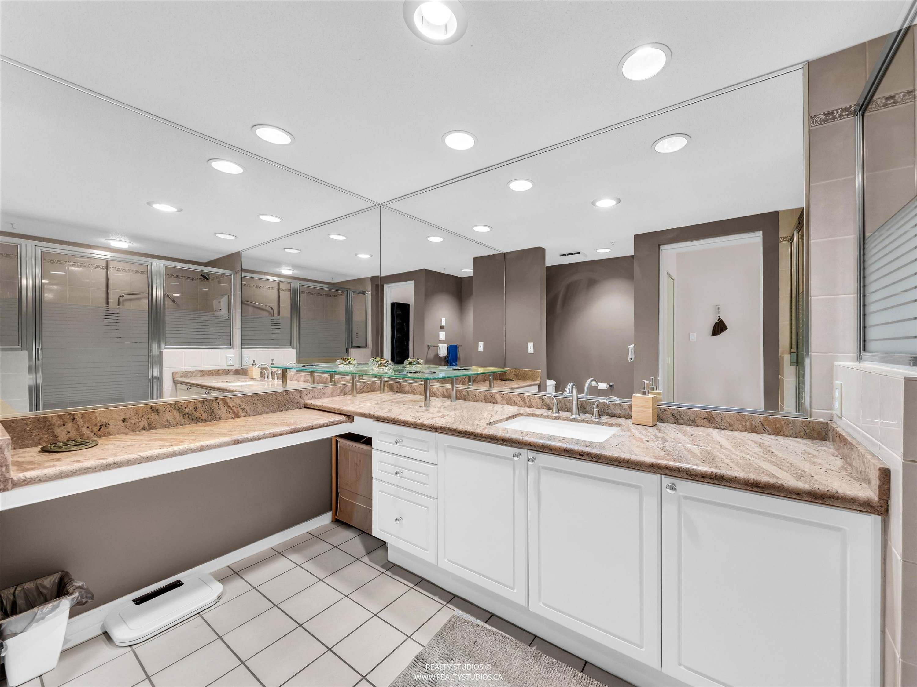 









3670


Banff

Court, 302,
North Vancouver,




BC
V7H 2Y7

