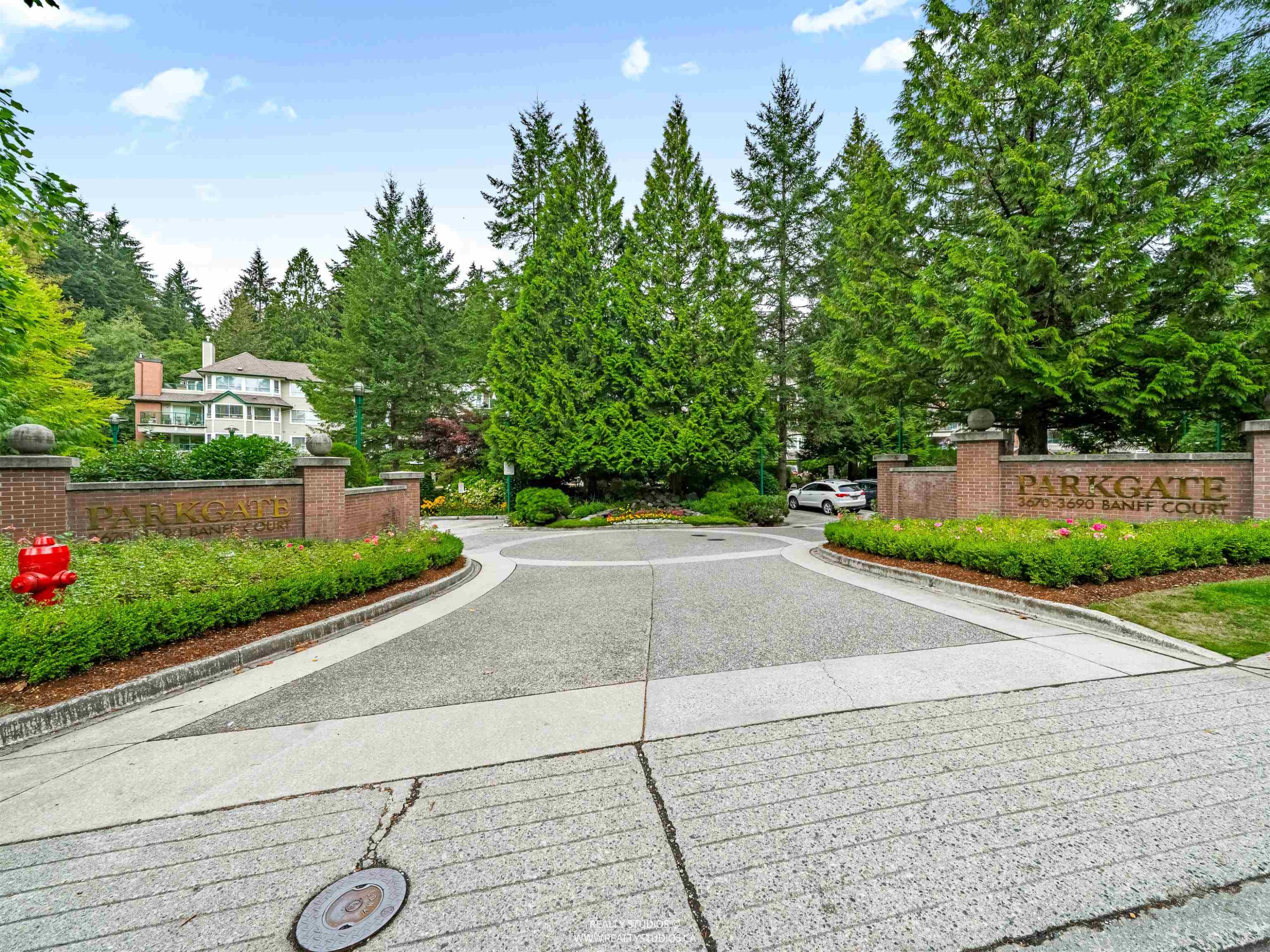 









3670


Banff

Court, 302,
North Vancouver,




BC
V7H 2Y7

