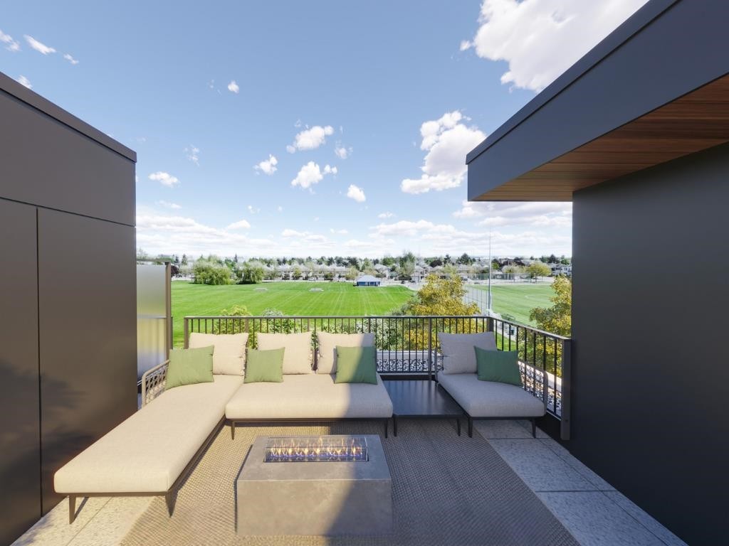 









4732


60b

Street, 48,
Delta,




BC
V4K 3L1

