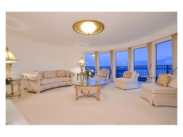 









1359


Whitby

Road,
West Vancouver,




BC
V7S 2N4

