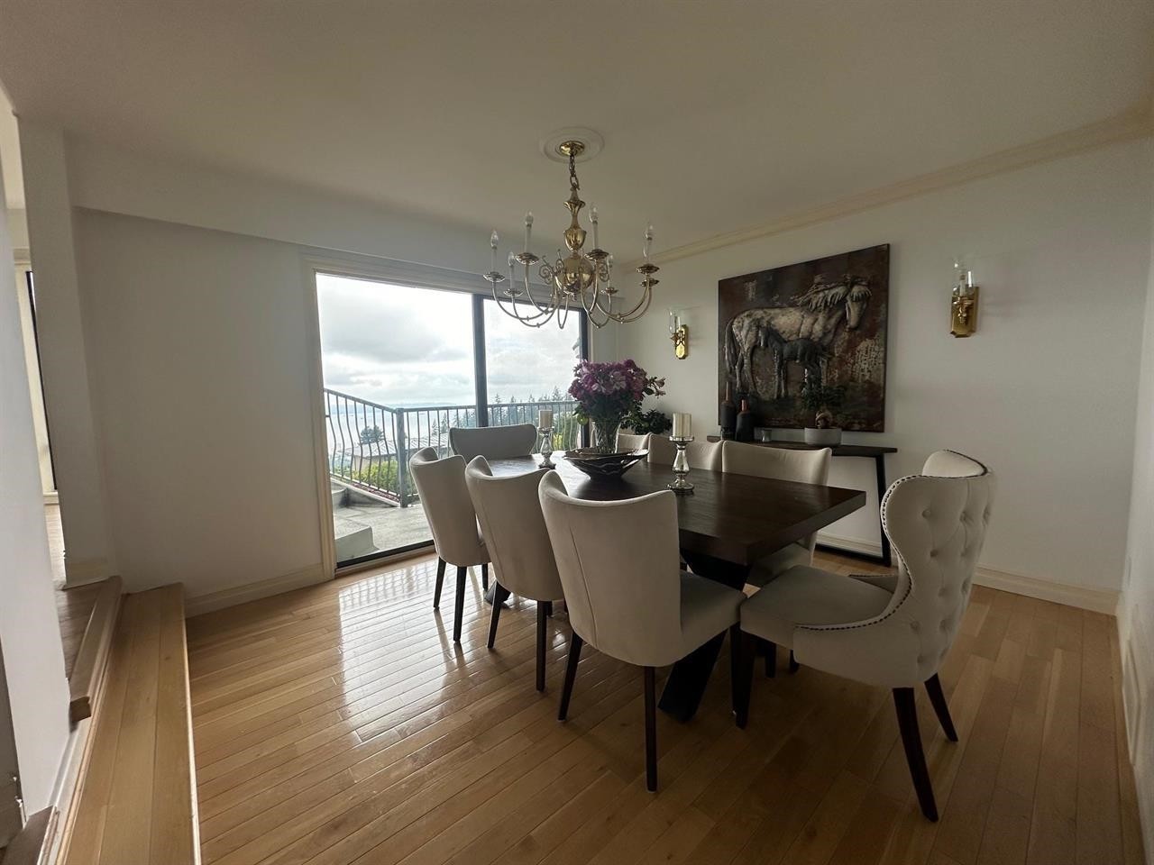 









1359


Whitby

Road,
West Vancouver,




BC
V7S 2N4

