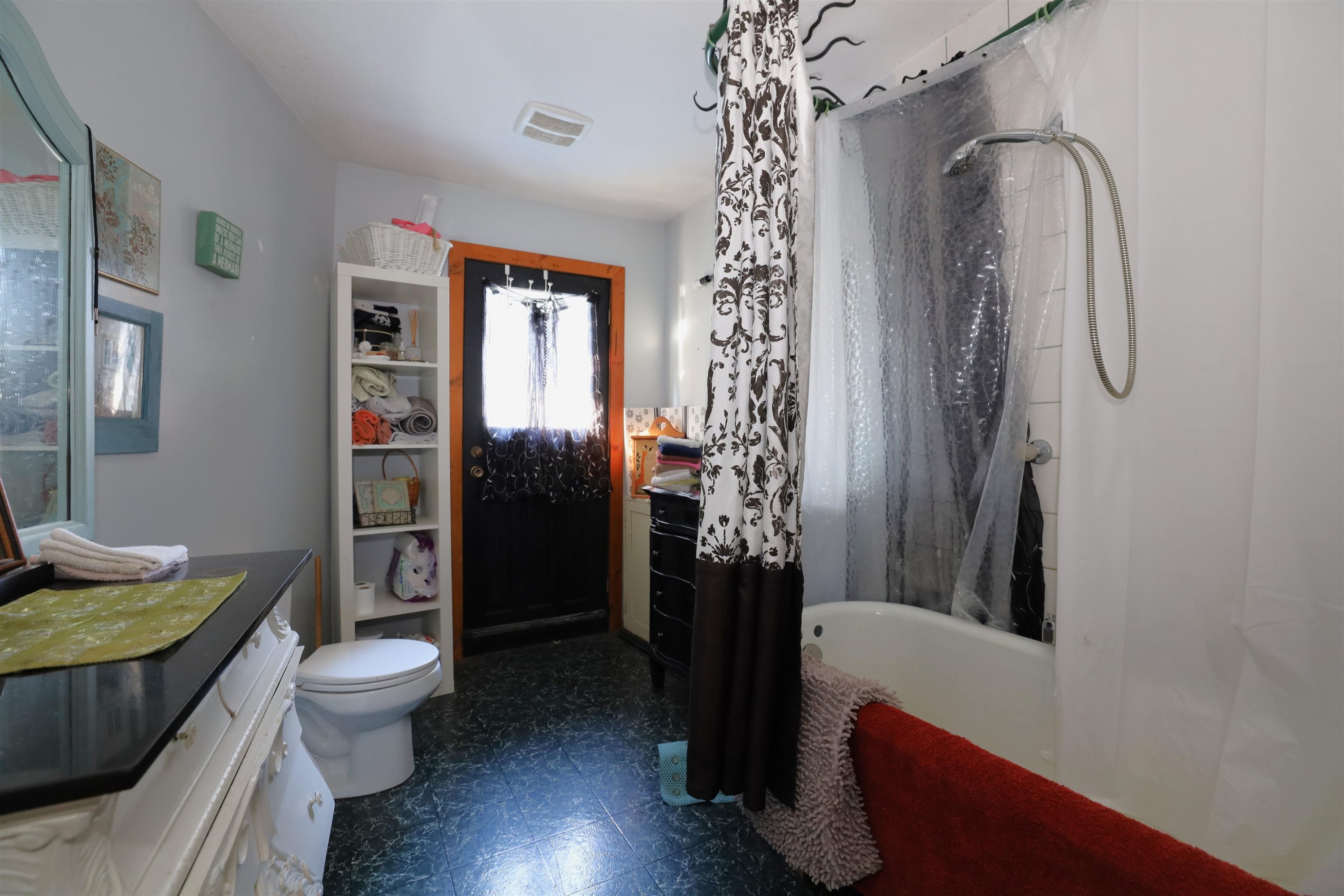 









177


Pratt

Road,
Gibsons,




BC
V0N 1V3

