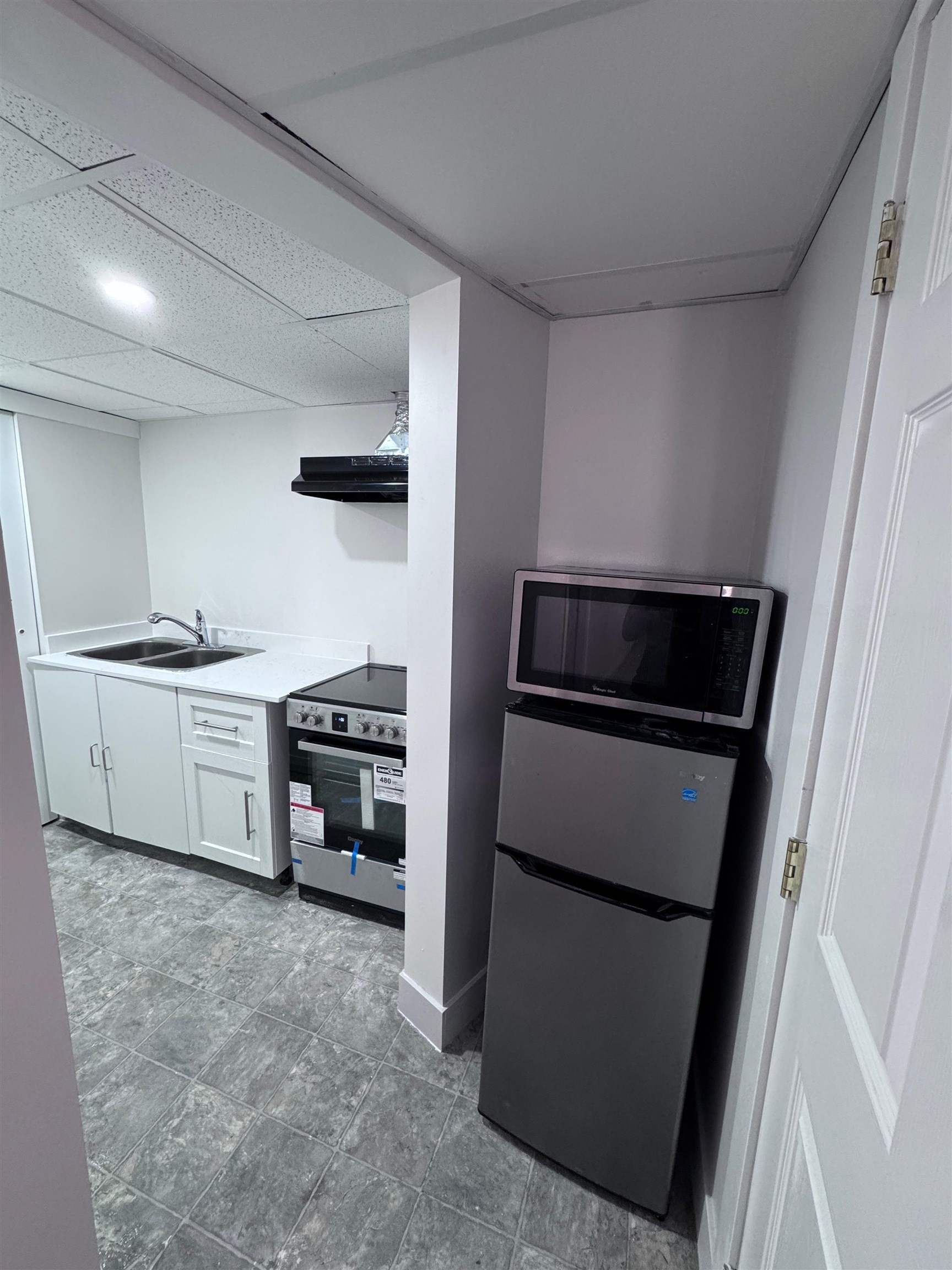 









22783


116

Avenue,
Maple Ridge,




BC
V2X 3N6

