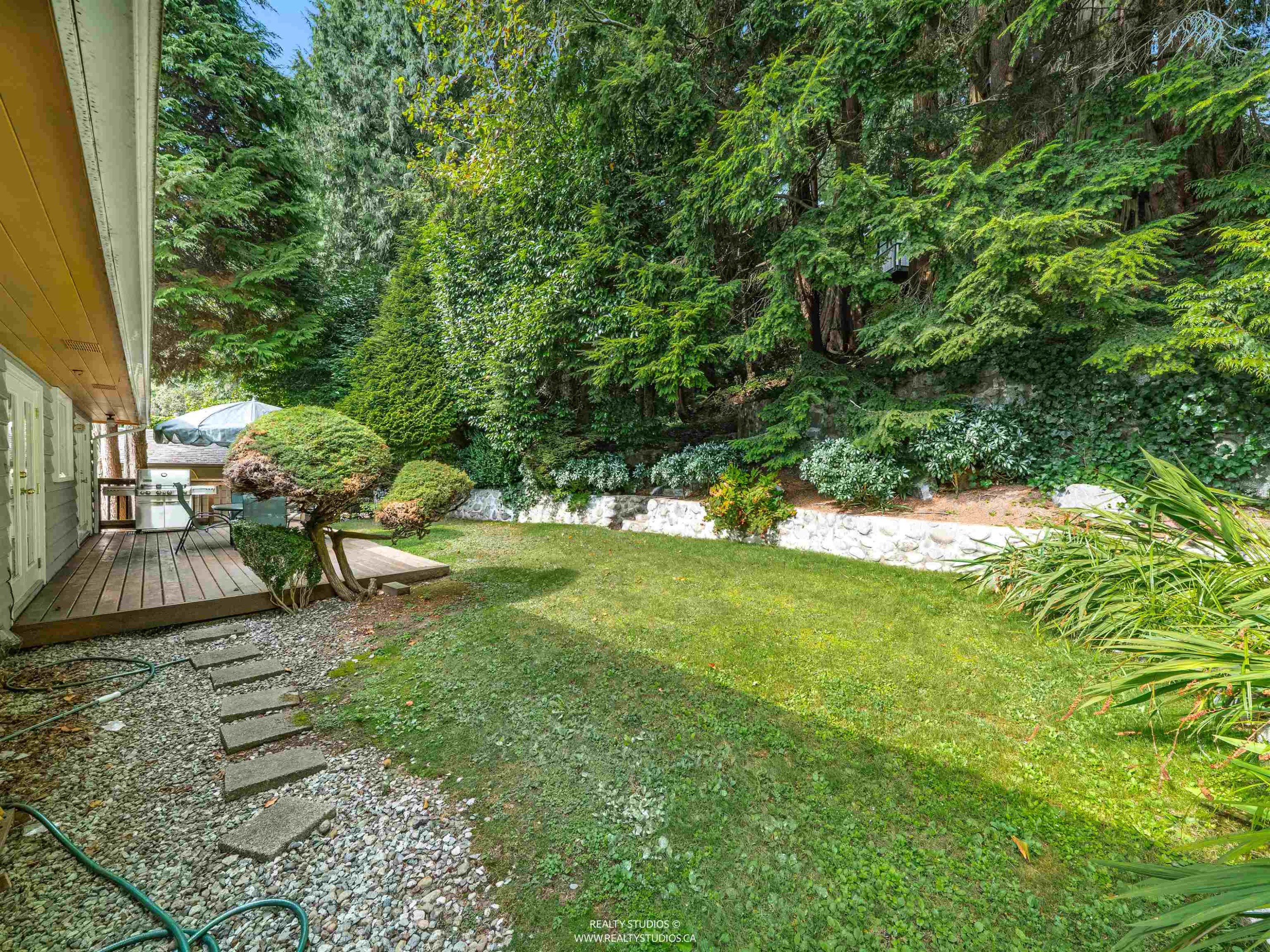 









1202


Bracknell

Crescent,
North Vancouver,




BC
V7R 1V3

