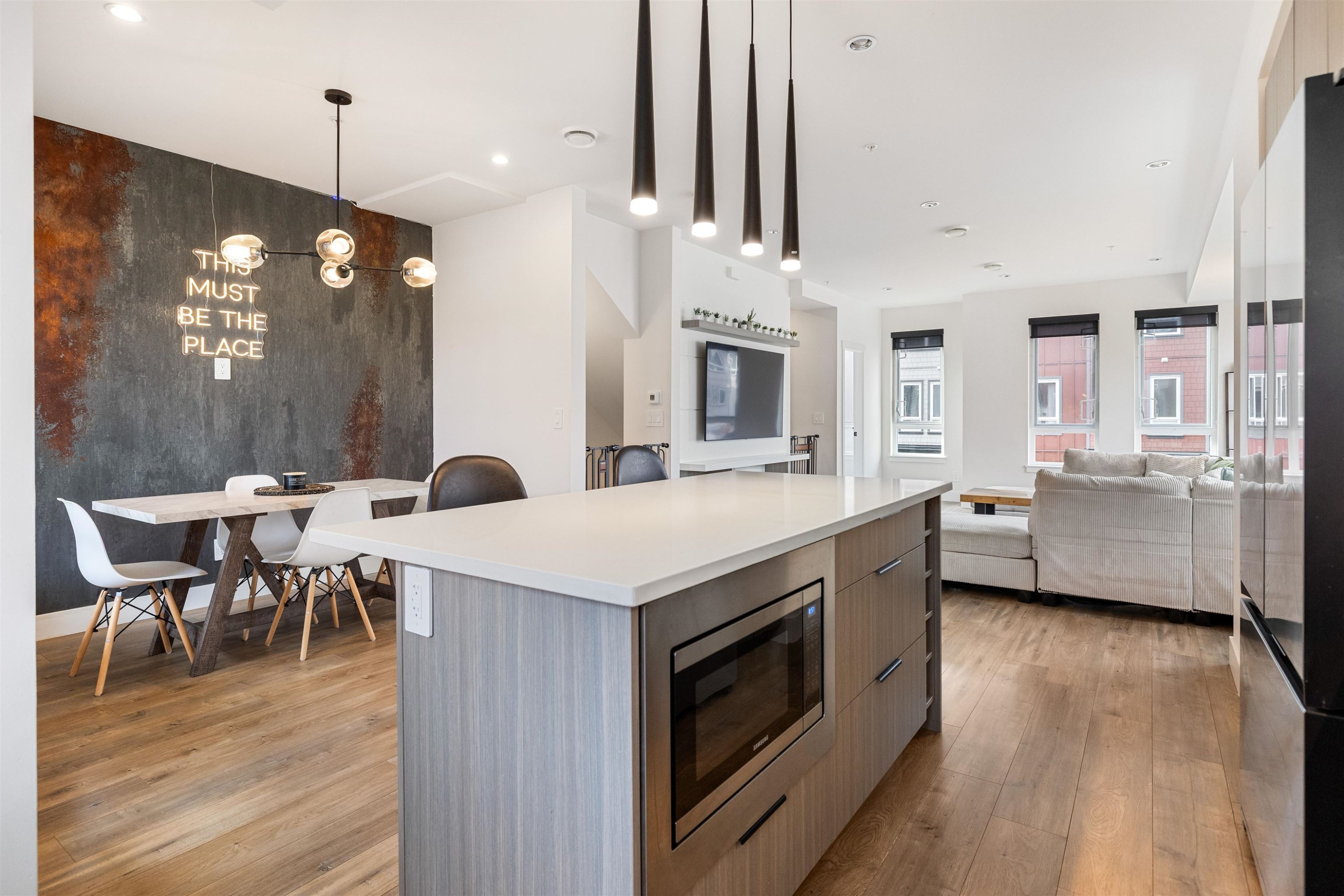 









11851


232

Street, 8,
Maple Ridge,




BC
V2X 6S8

