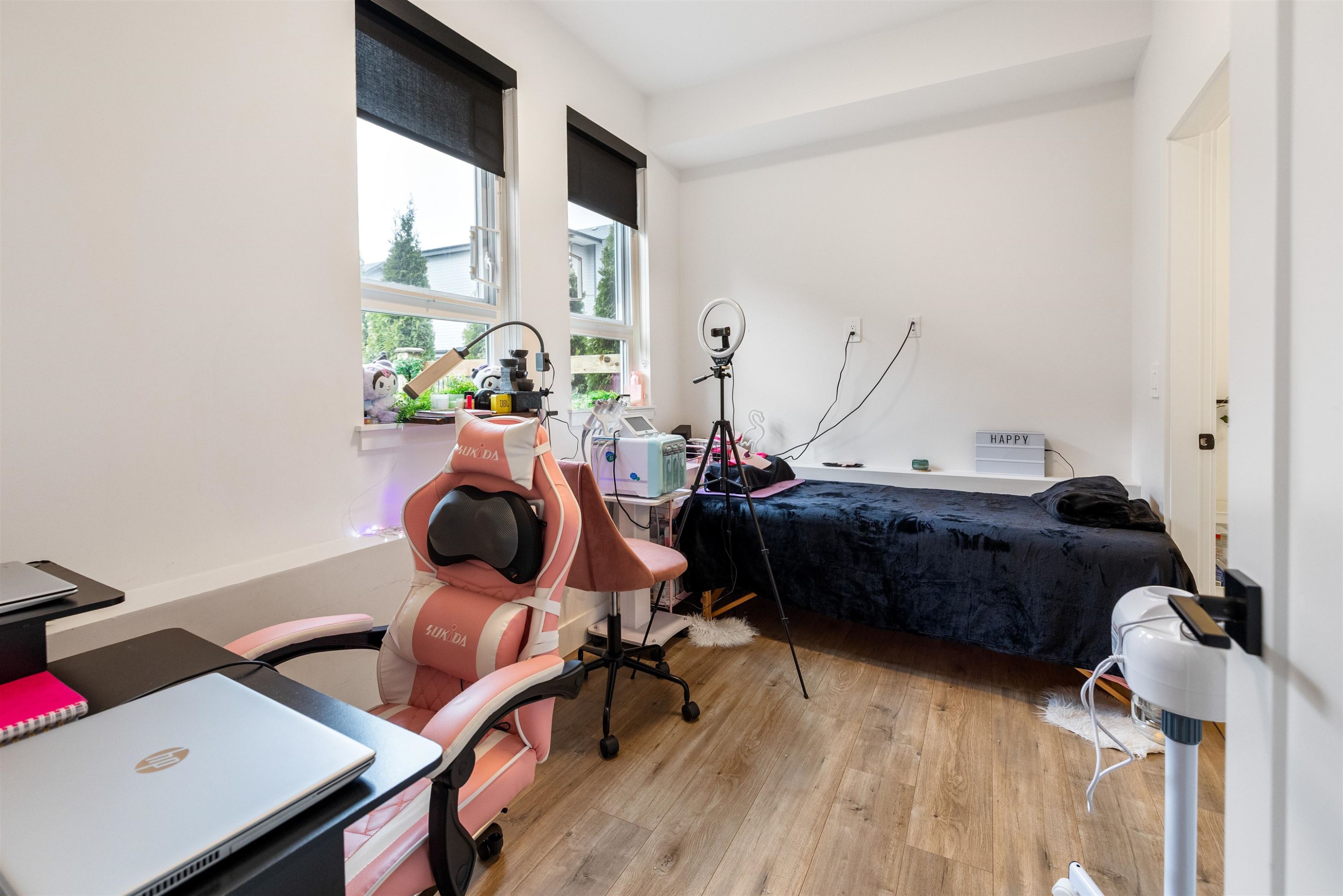 









11851


232

Street, 8,
Maple Ridge,




BC
V2X 6S8

