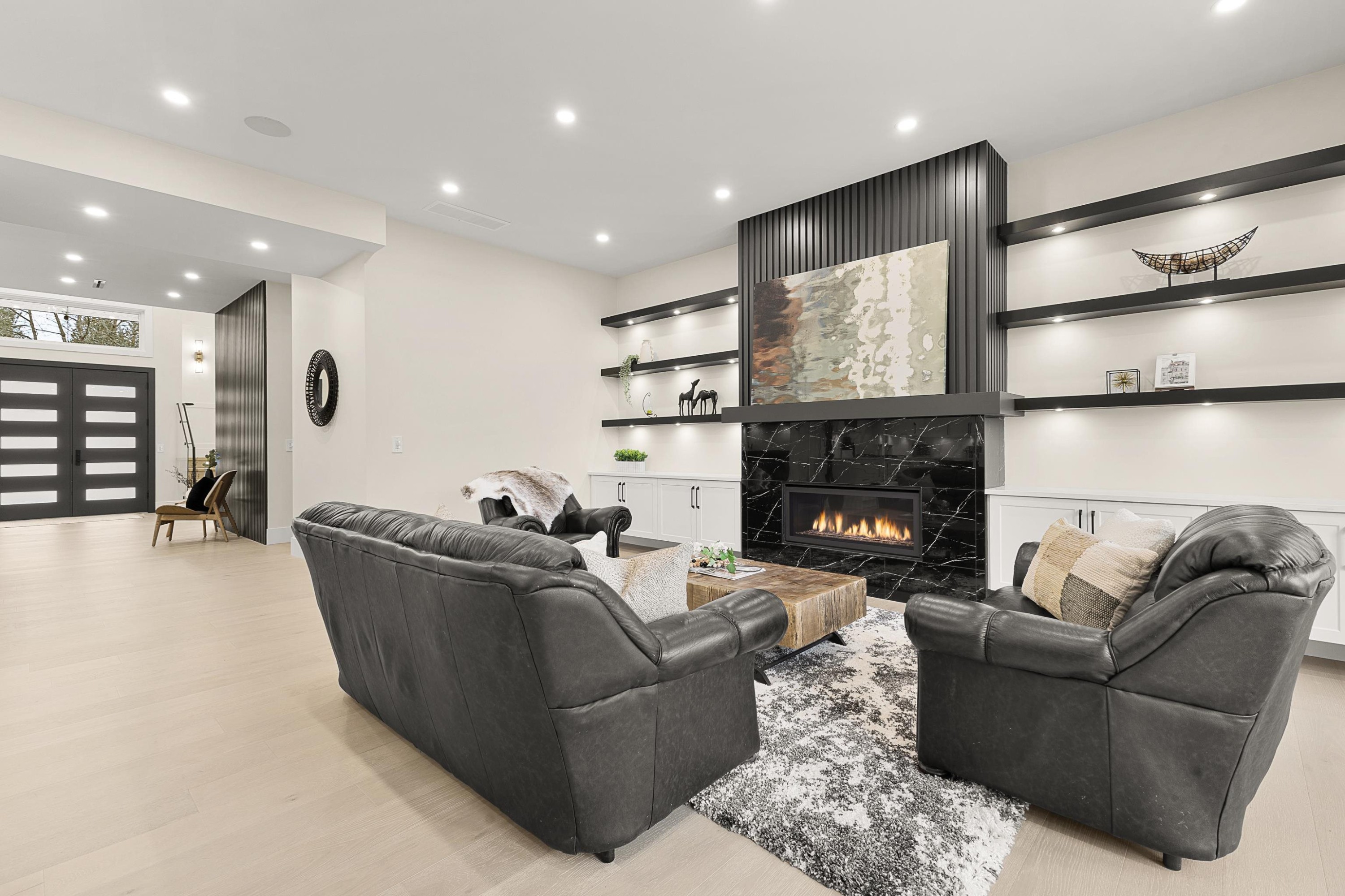 









841


Rondeau

Street,
Coquitlam,




BC
V3J 5Z4

