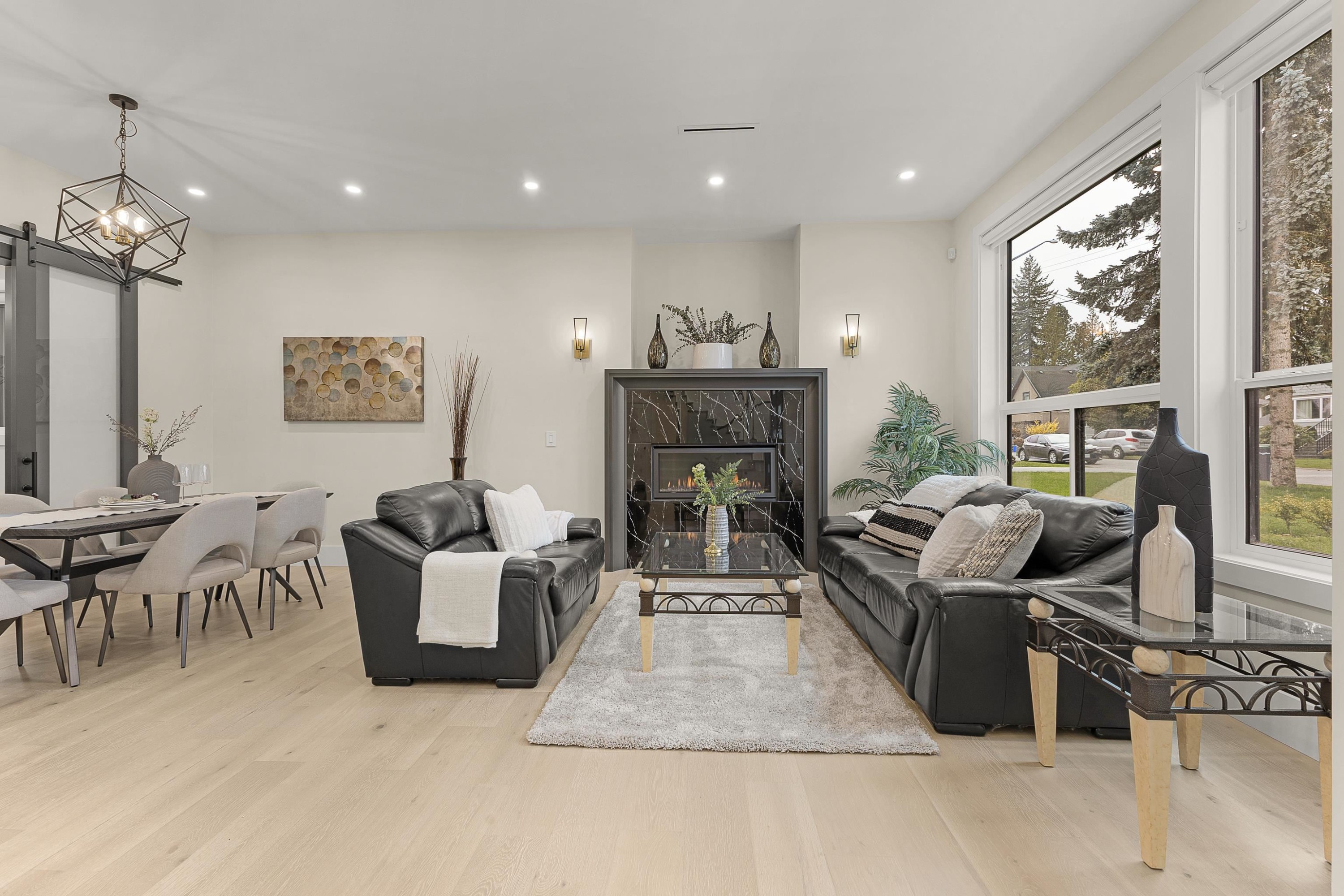 









841


Rondeau

Street,
Coquitlam,




BC
V3J 5Z4

