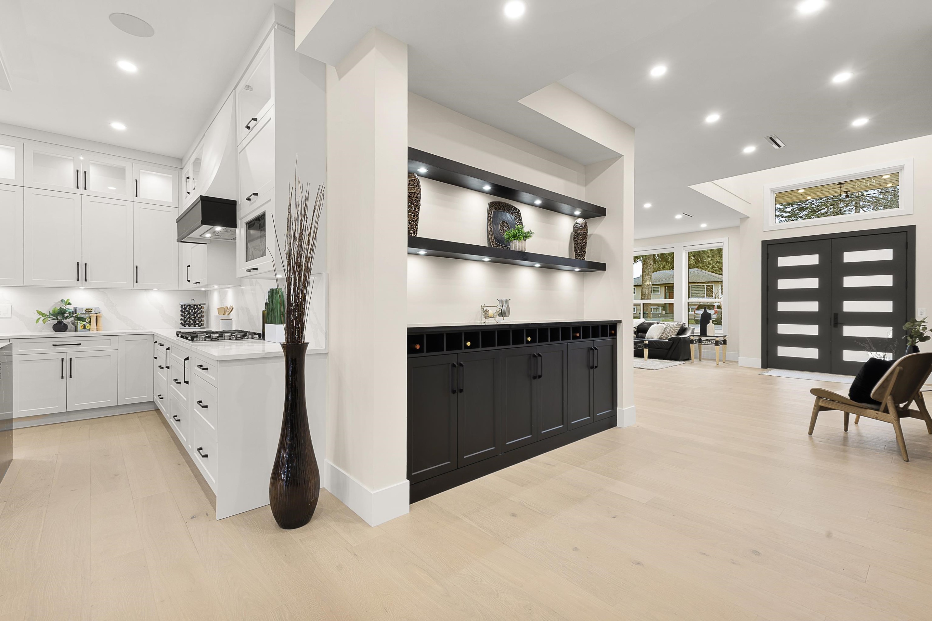 









841


Rondeau

Street,
Coquitlam,




BC
V3J 5Z4

