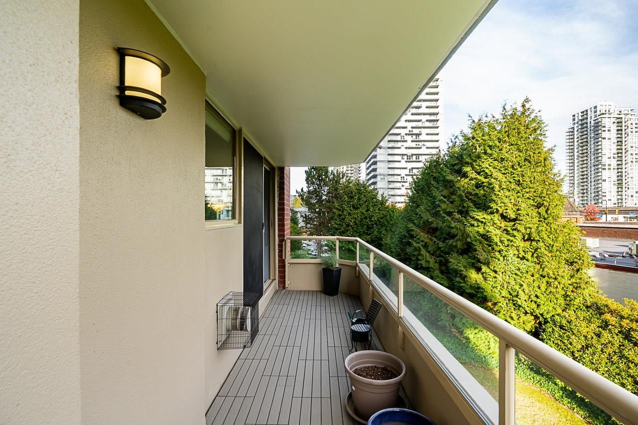 









728


Farrow

Street, 402,
Coquitlam,




BC
V3J 3S6

