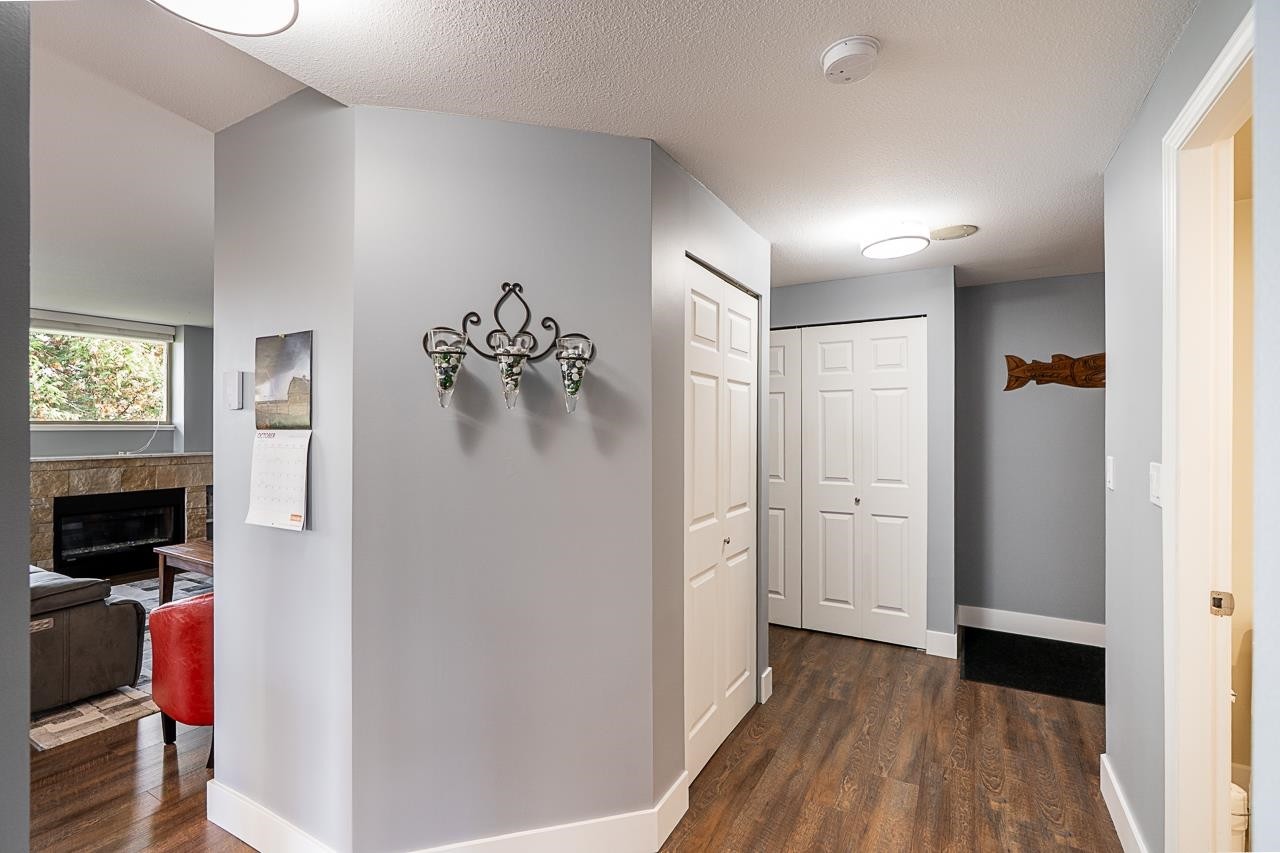 









728


Farrow

Street, 402,
Coquitlam,




BC
V3J 3S6

