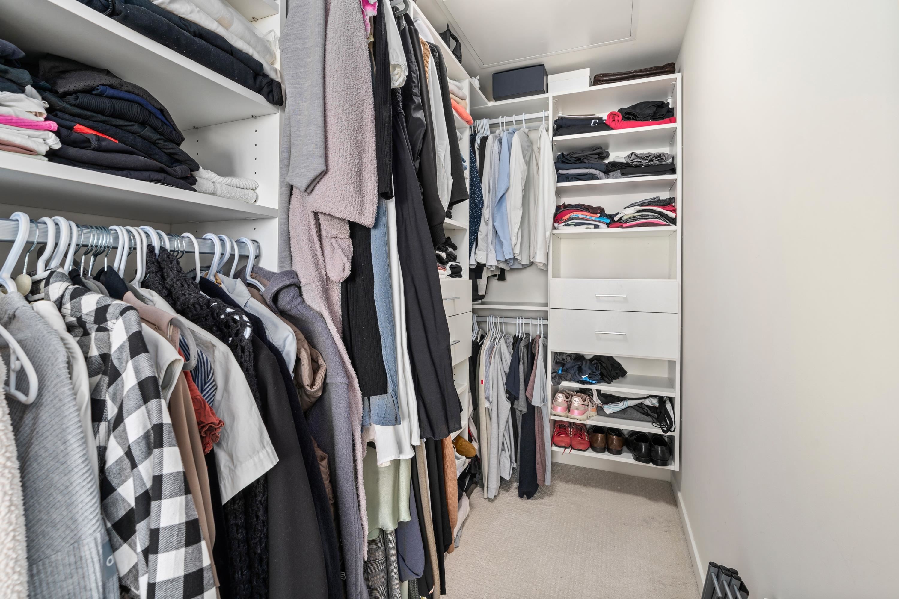 









615


3rd

Street East, 205,
North Vancouver,




BC
V7L 0G3

