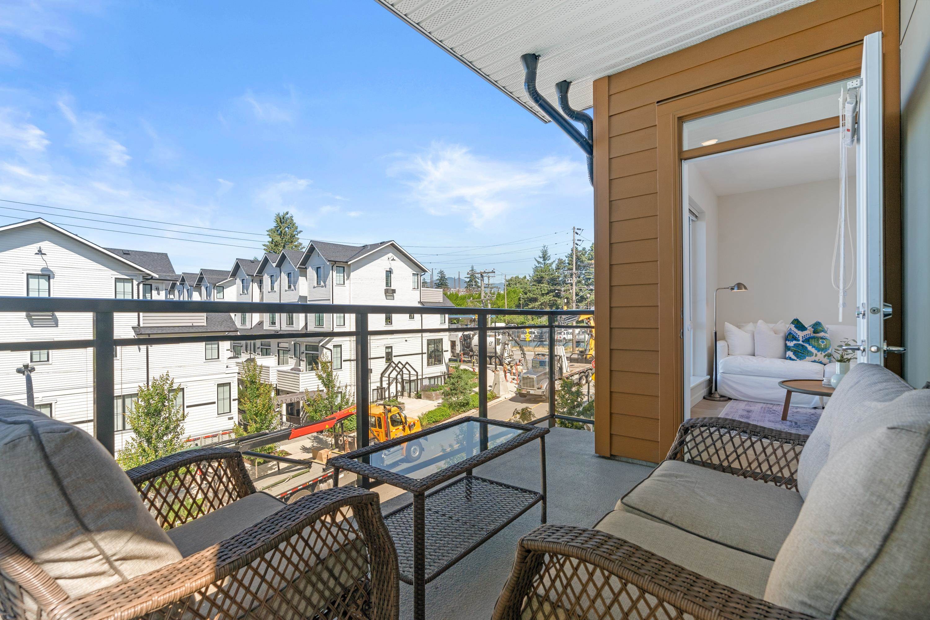 









615


3rd

Street East, 205,
North Vancouver,




BC
V7L 0G3

