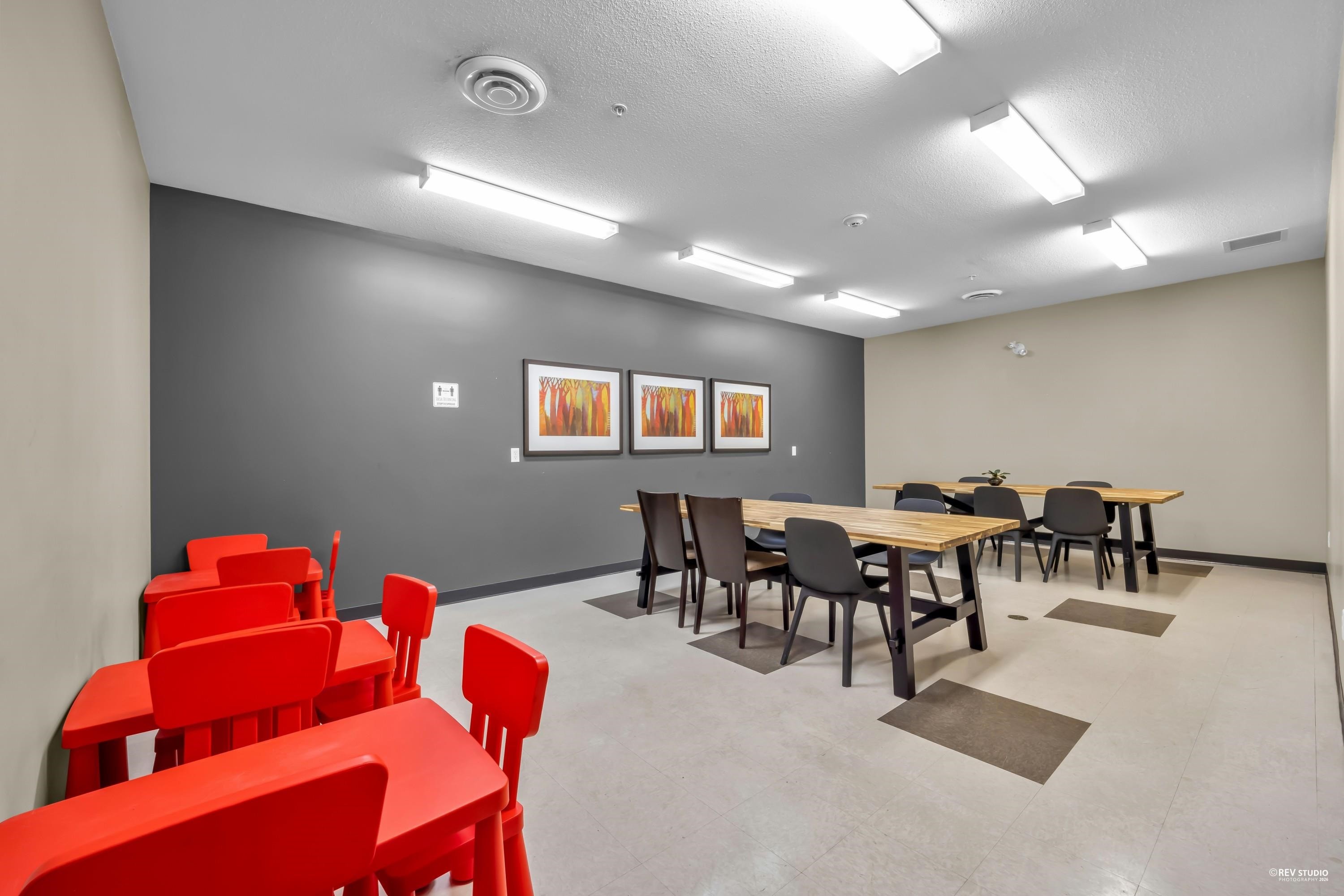 









3156


Dayanee Springs

Boulevard, 310,
Coquitlam,




BC
V3E 0B7

