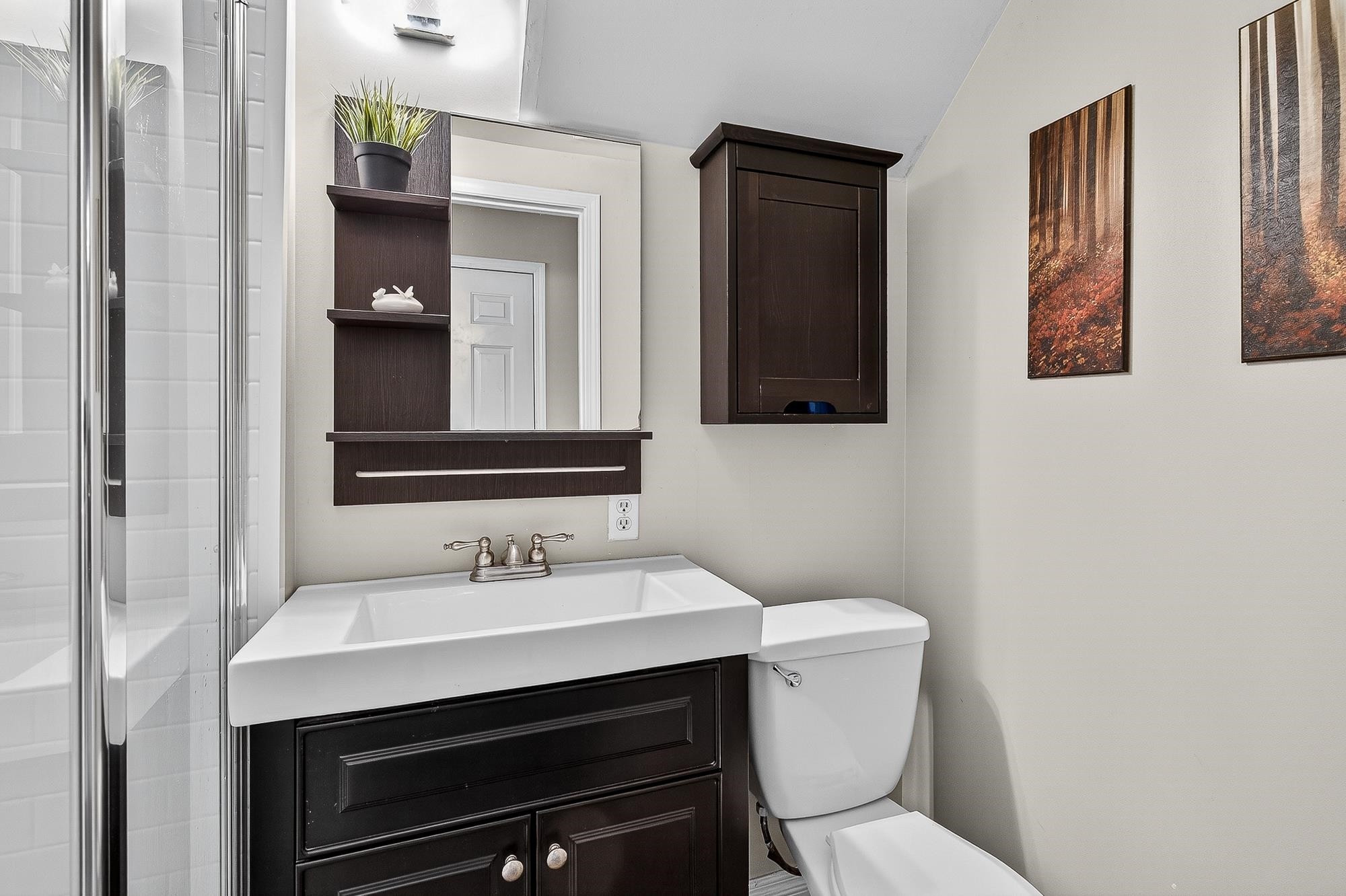 









21149


Glenwood

Avenue,
Maple Ridge,




BC
V2X 8L1

