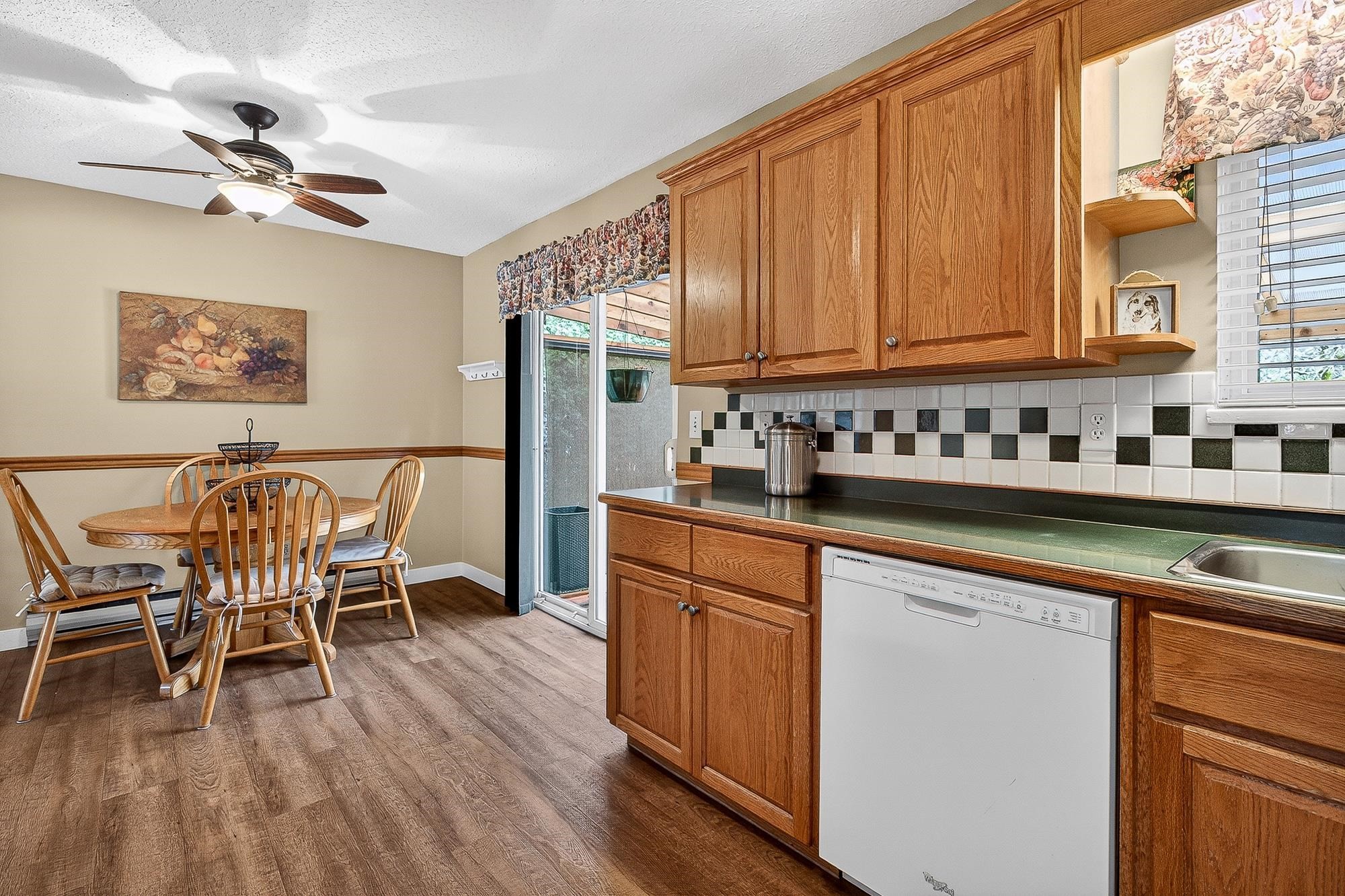 









21149


Glenwood

Avenue,
Maple Ridge,




BC
V2X 8L1

