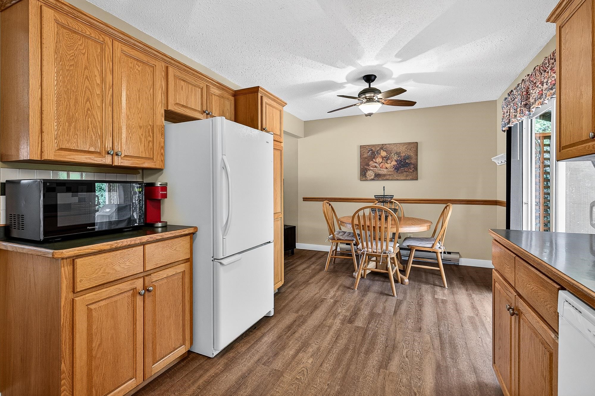 









21149


Glenwood

Avenue,
Maple Ridge,




BC
V2X 8L1

