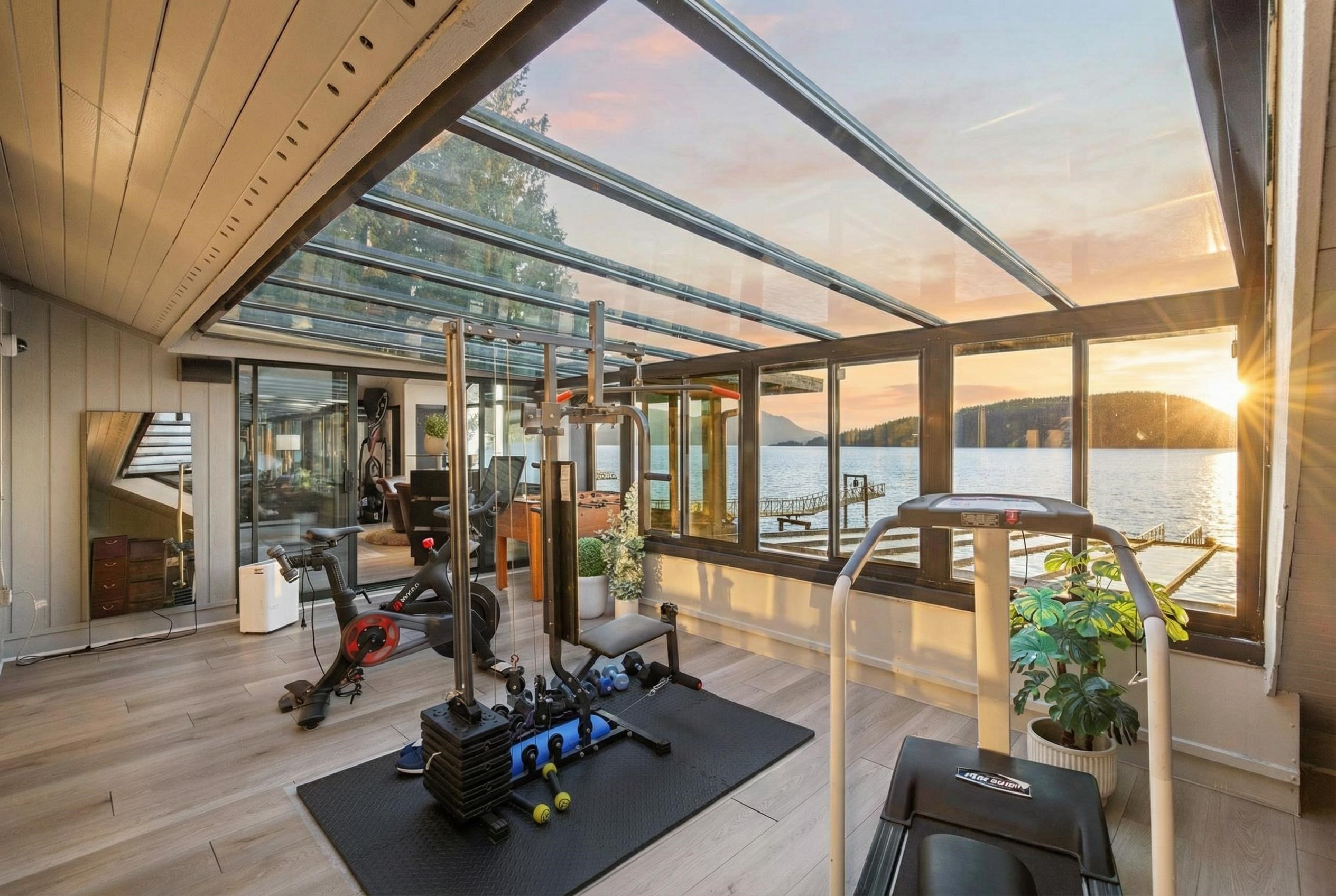 









2


Strachan Point

Road,
West Vancouver,




BC
V7W 1C6

