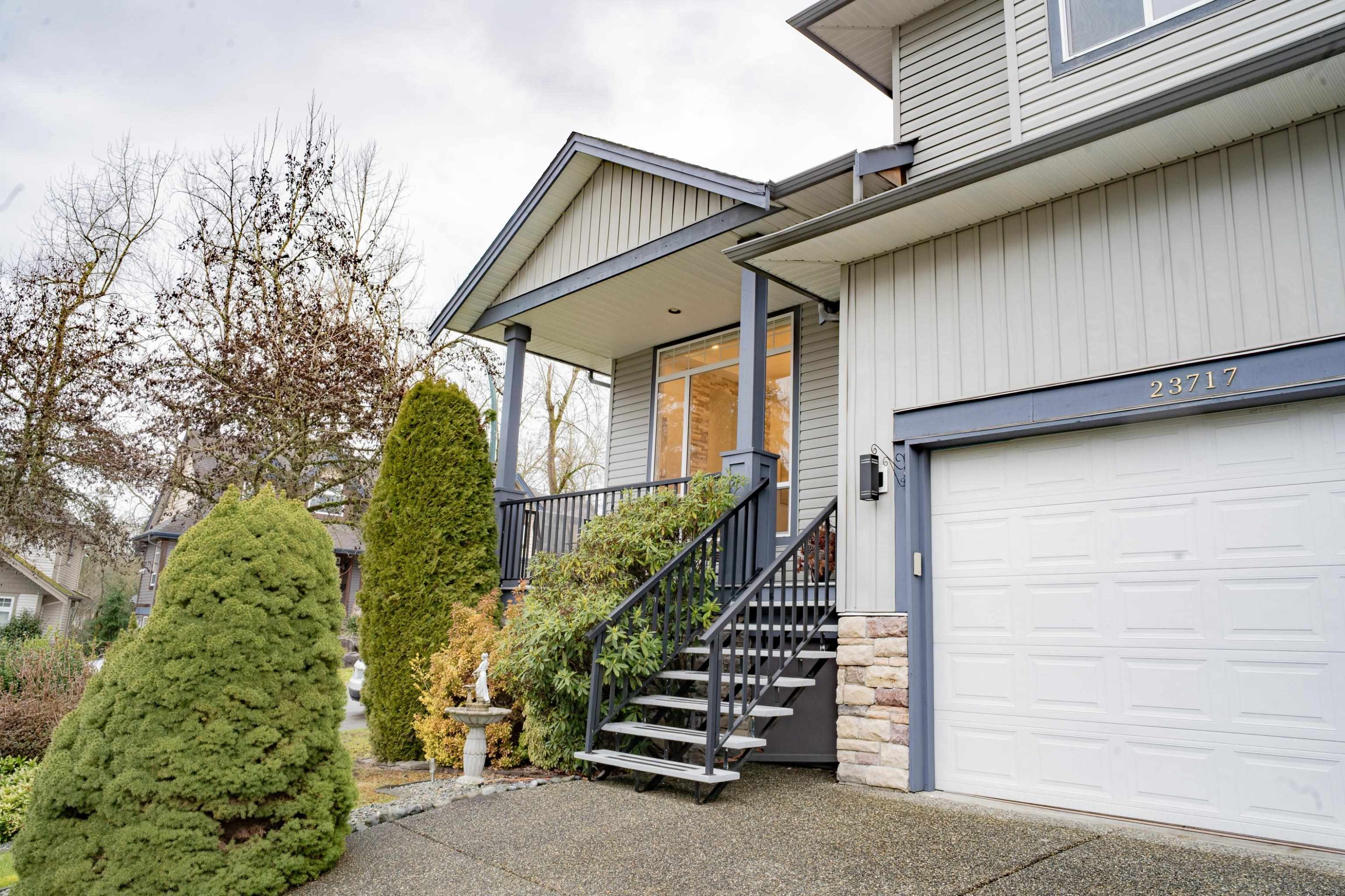 









23717


110

Avenue,
Maple Ridge,




BC
V2W 1E7

