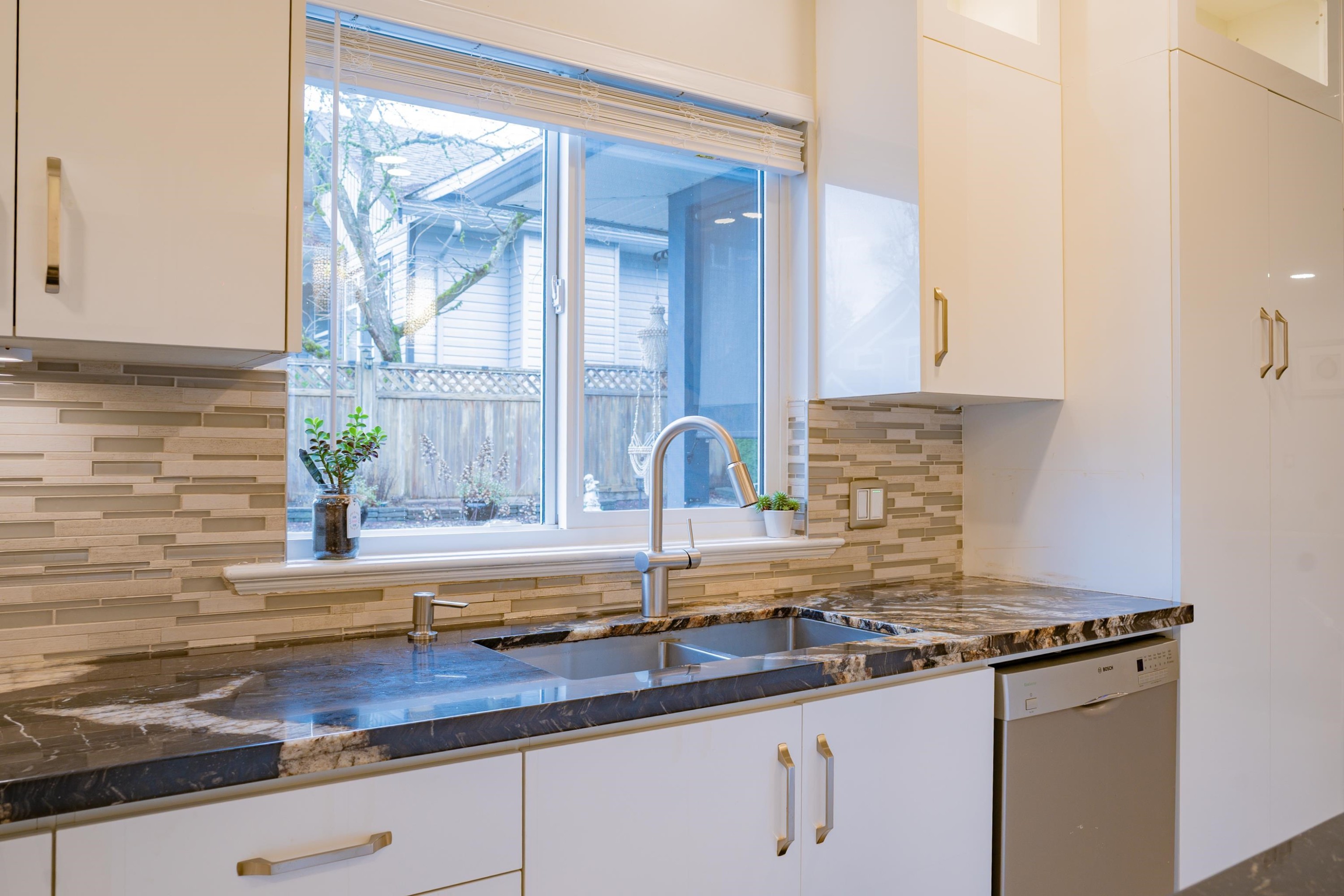 









23717


110

Avenue,
Maple Ridge,




BC
V2W 1E7

