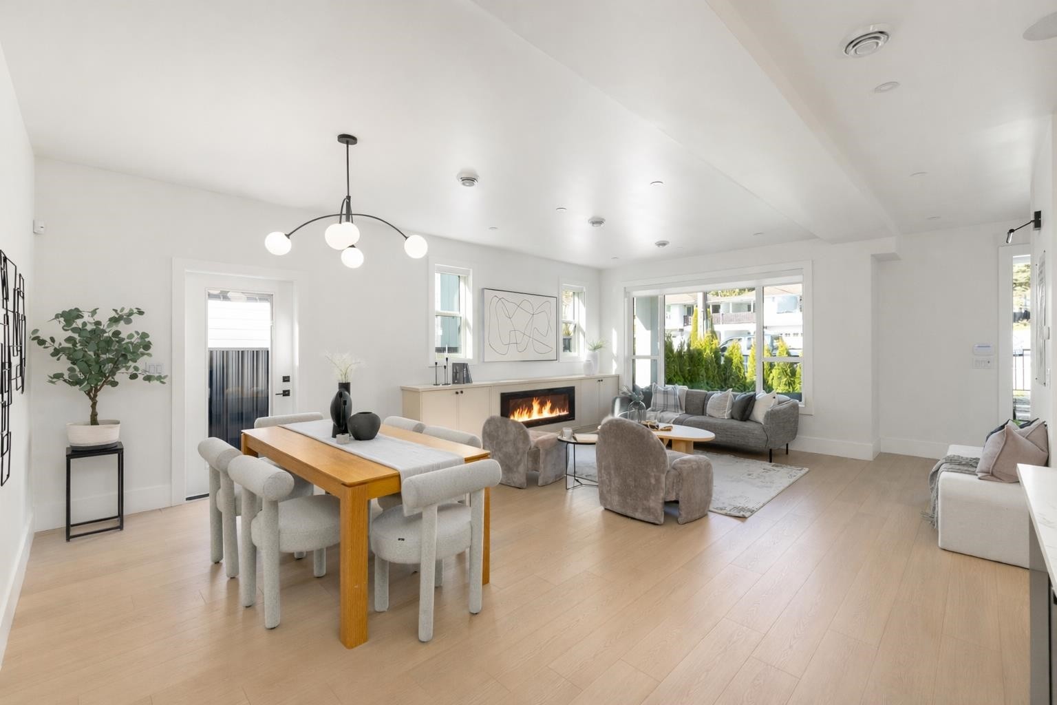 









646


Girard

Avenue, 101,
Coquitlam,




BC
V3K 1S8

