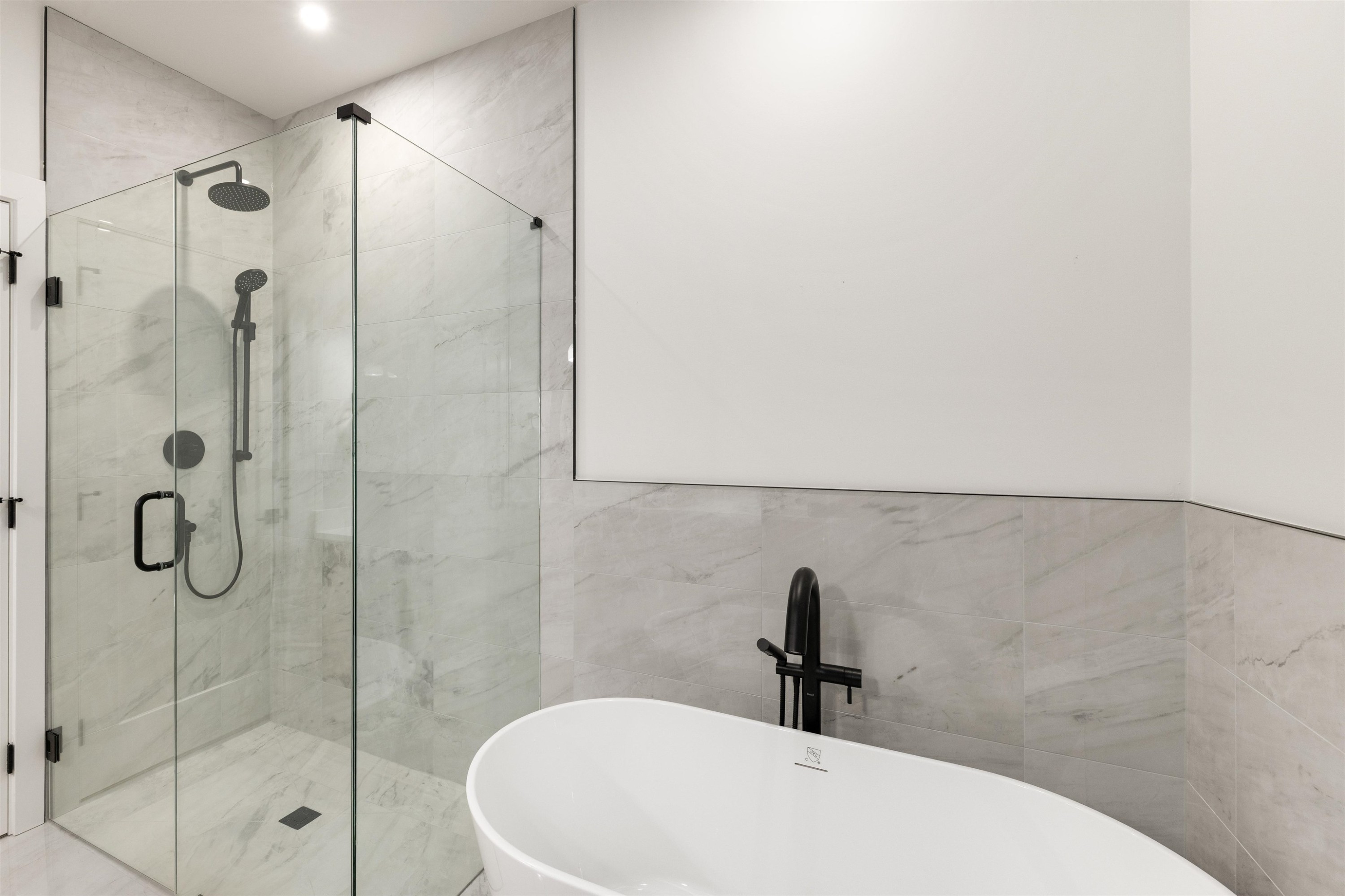 









646


Girard

Avenue, 101,
Coquitlam,




BC
V3K 1S8

