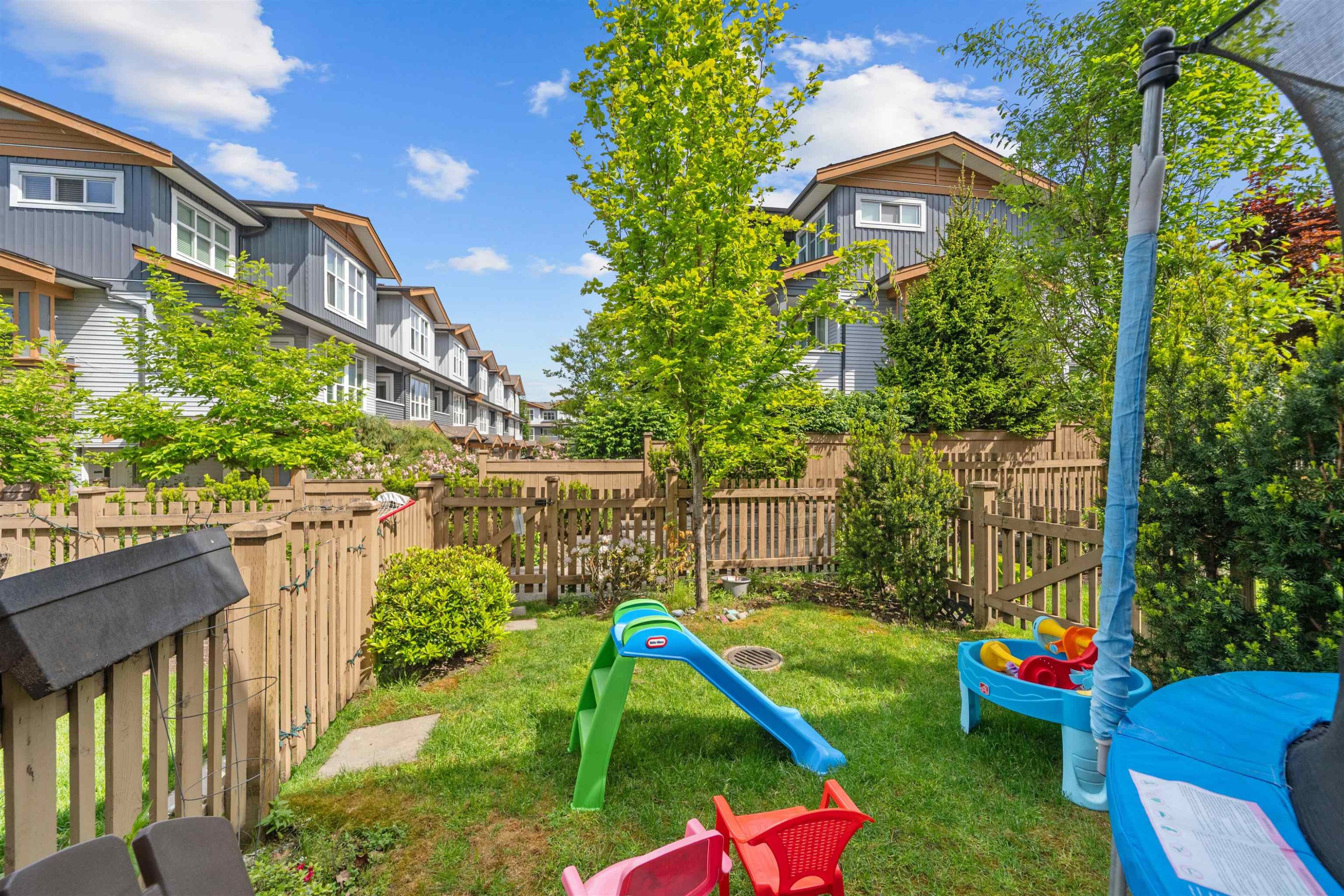 









24108


104

Avenue, 72,
Maple Ridge,




BC
V2W 0J5

