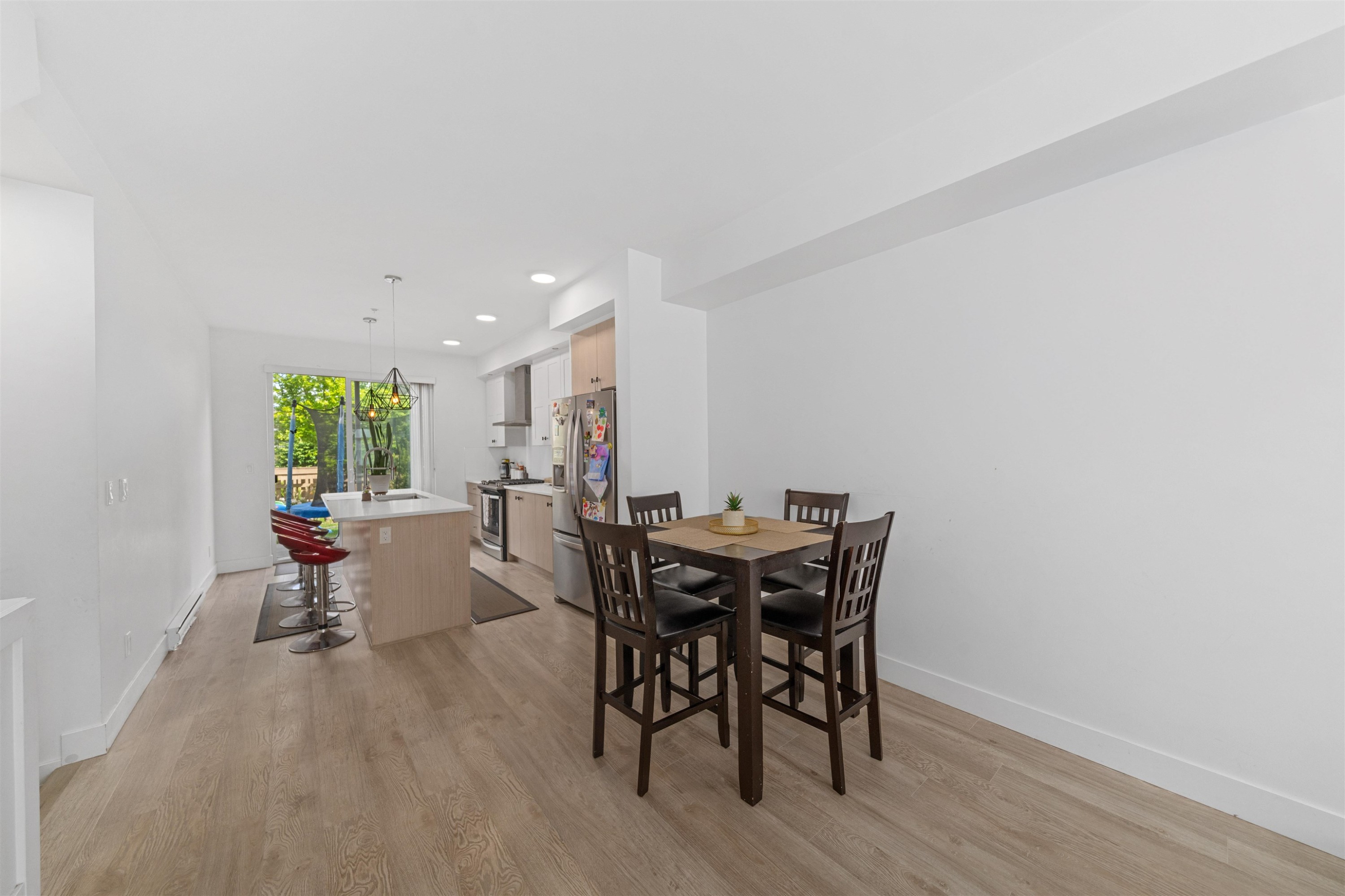 









24108


104

Avenue, 72,
Maple Ridge,




BC
V2W 0J5

