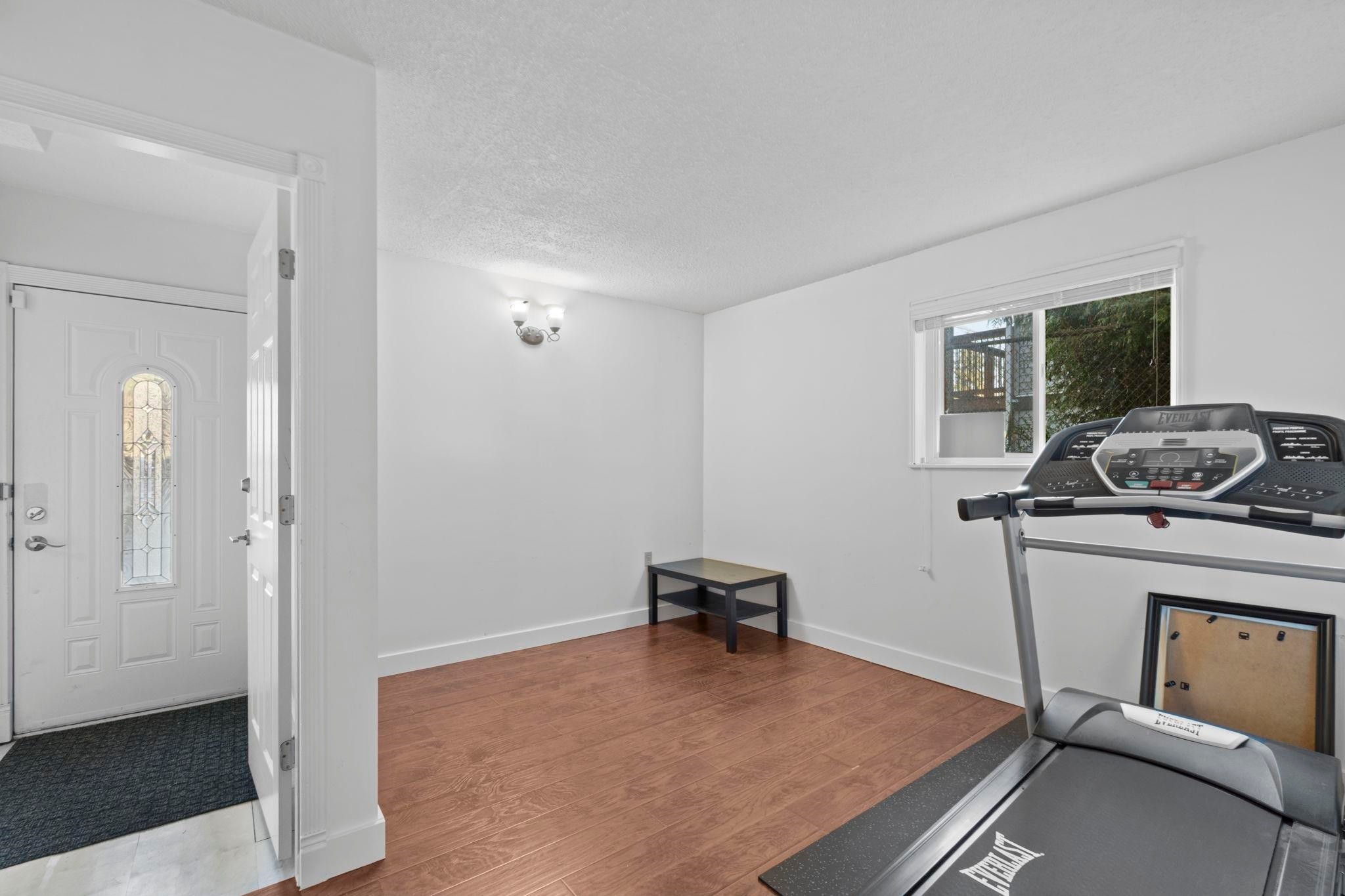 









644


Alderson

Avenue,
Coquitlam,




BC
V3K 1T5


