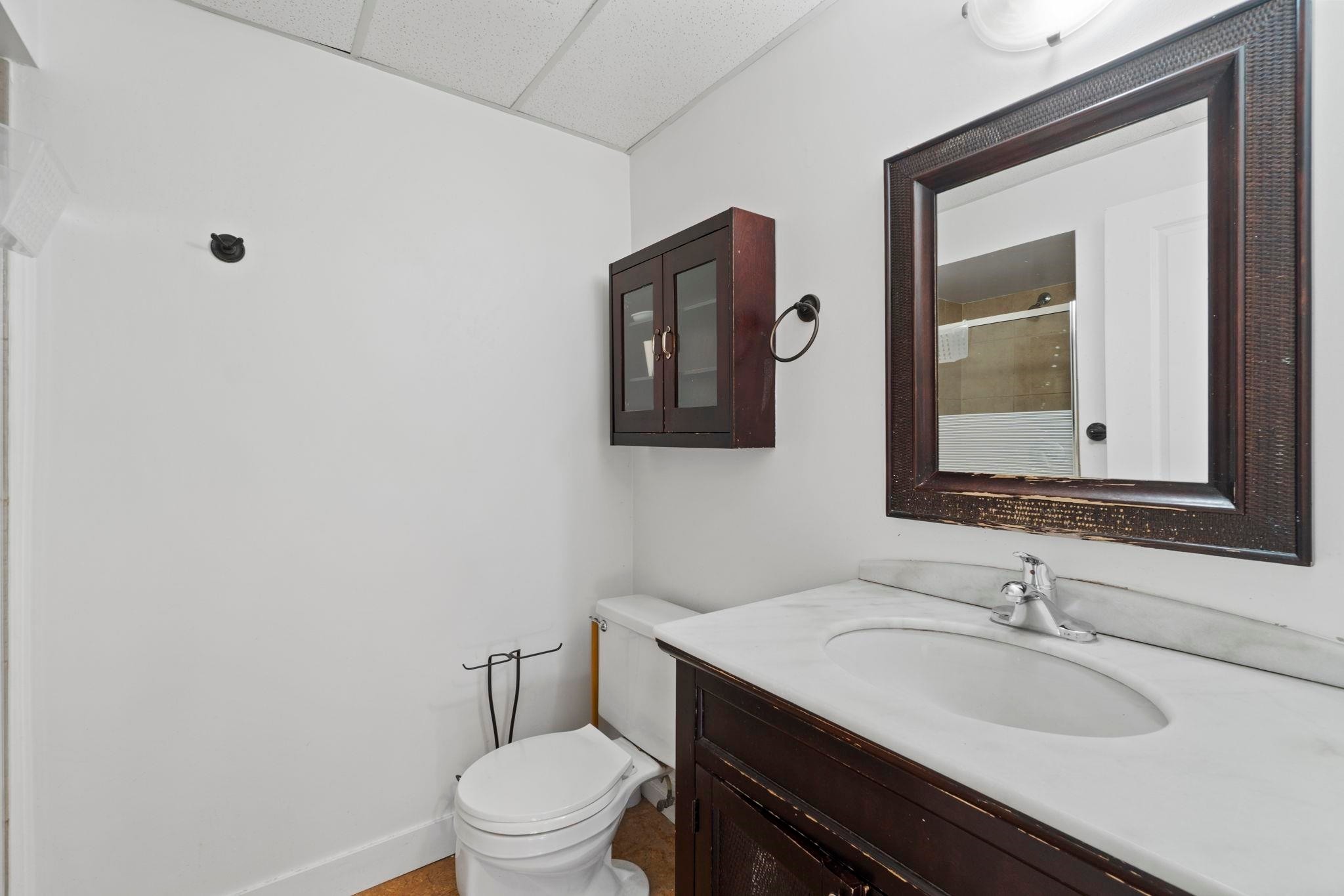 









644


Alderson

Avenue,
Coquitlam,




BC
V3K 1T5

