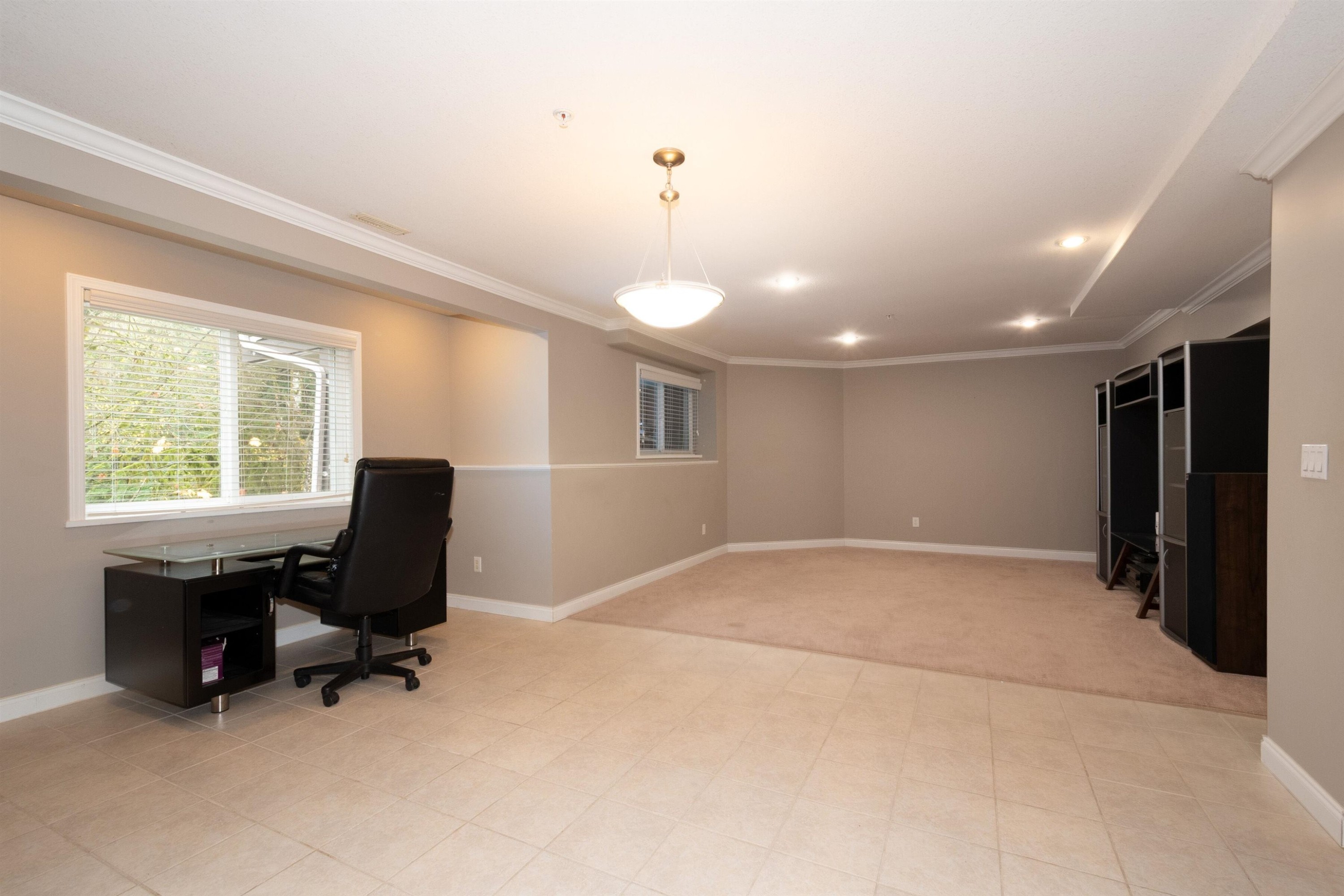 









13257


239b

Street,
Maple Ridge,




BC
V4R 0A3

